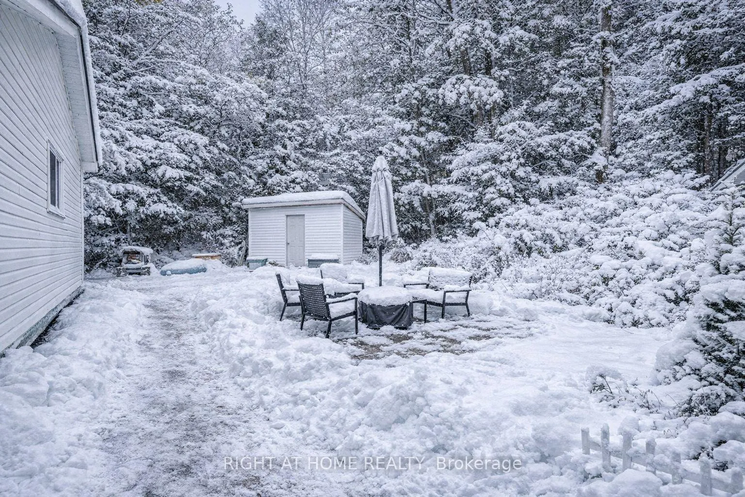 Photo 19 of 15 Willis James Lane, McNab/Braeside, Mcnab/Braeside Twps — HOMEH