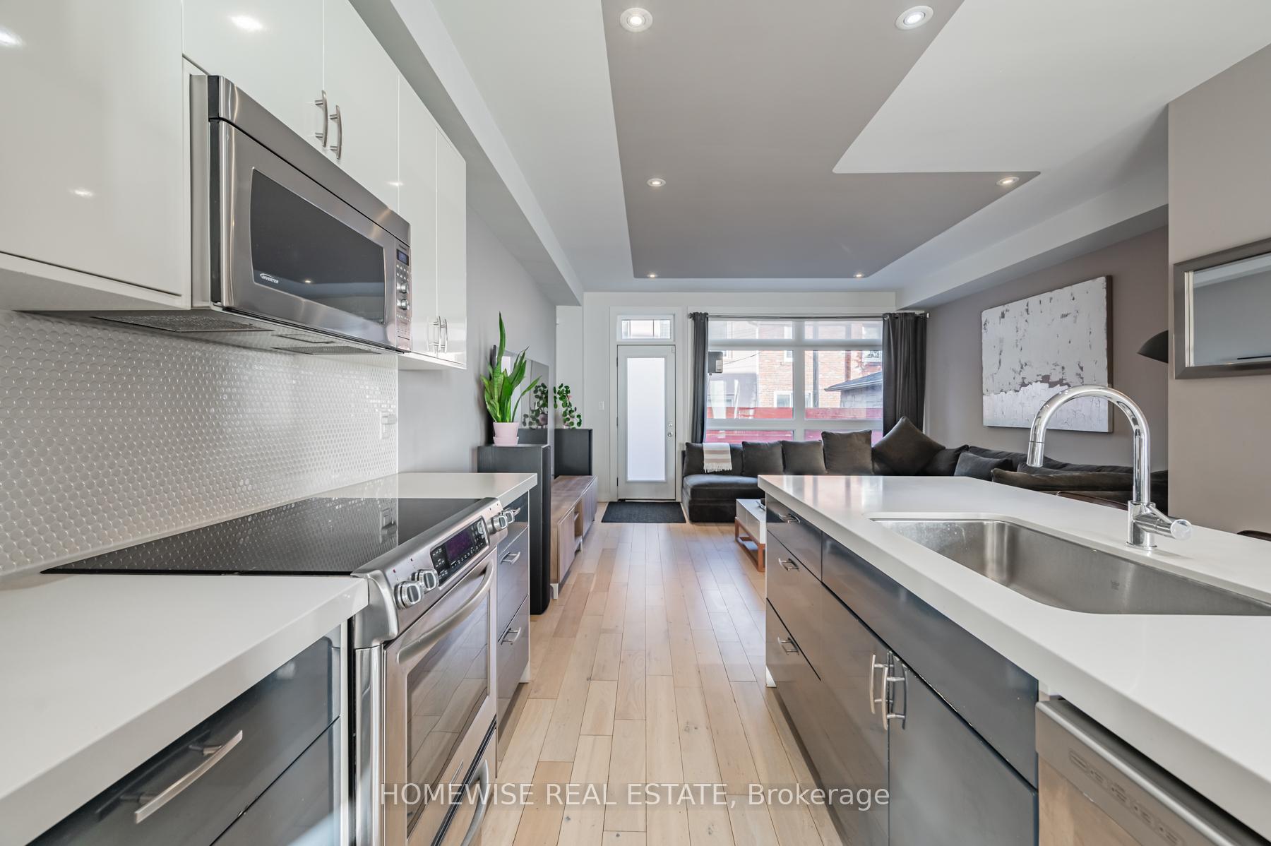 Photo 8 of 461B Atlas Avenue, Toronto, Oakwood Village — HOMEH