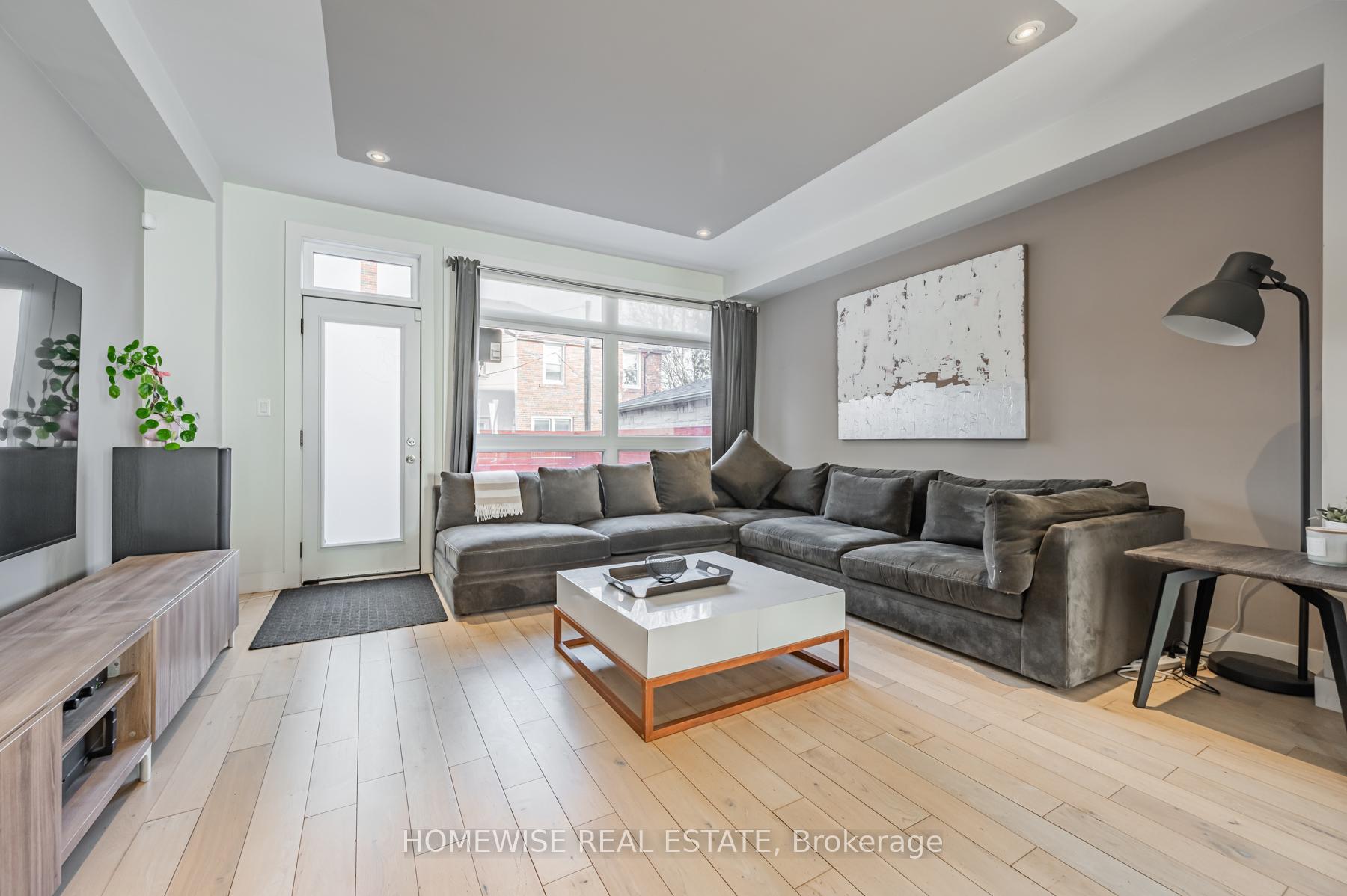 Photo 10 of 461B Atlas Avenue, Toronto, Oakwood Village — HOMEH