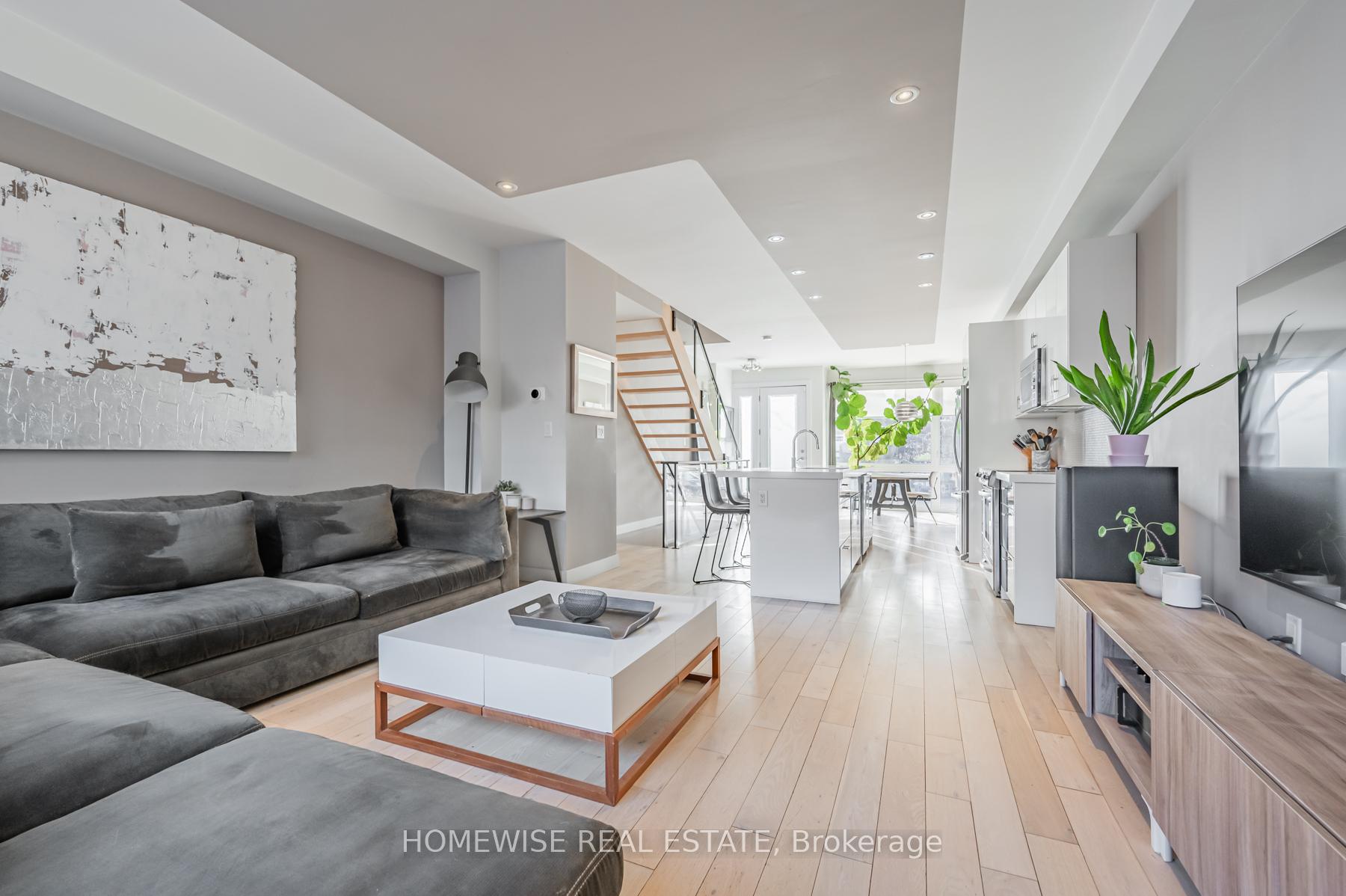 Photo 11 of 461B Atlas Avenue, Toronto, Oakwood Village — HOMEH