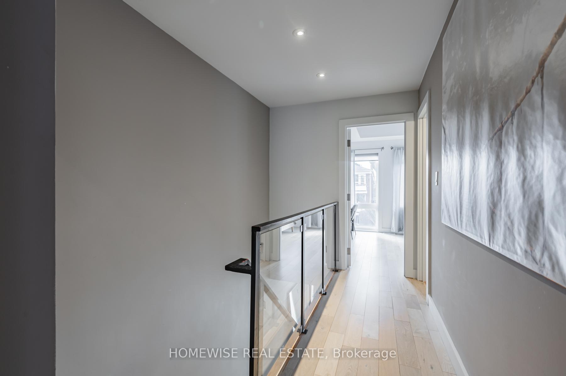 Photo 16 of 461B Atlas Avenue, Toronto, Oakwood Village — HOMEH
