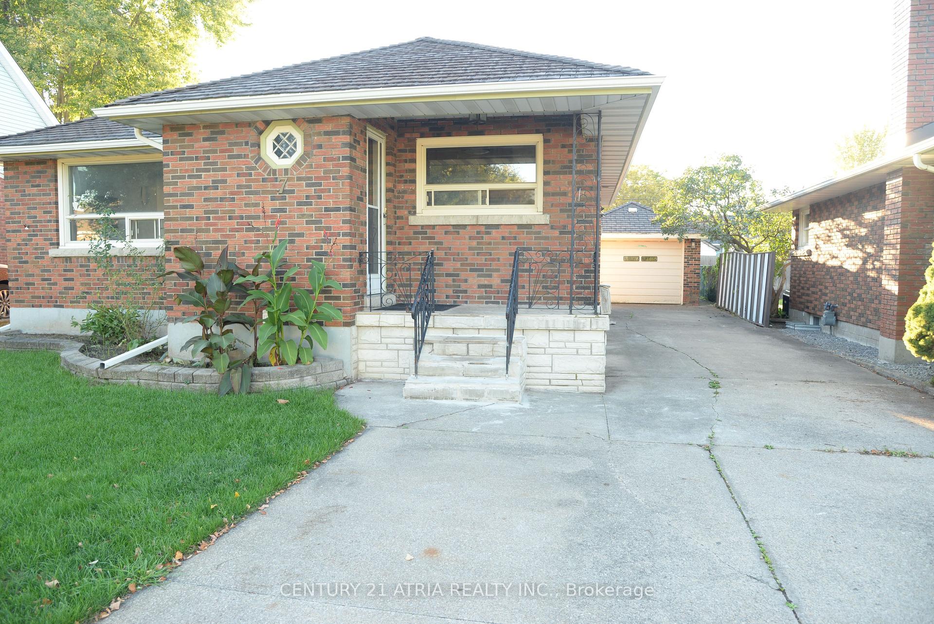 Photo 1 of Unit Main, 7 McMann Drive, Thorold, Thorold Downtown — HOMEH