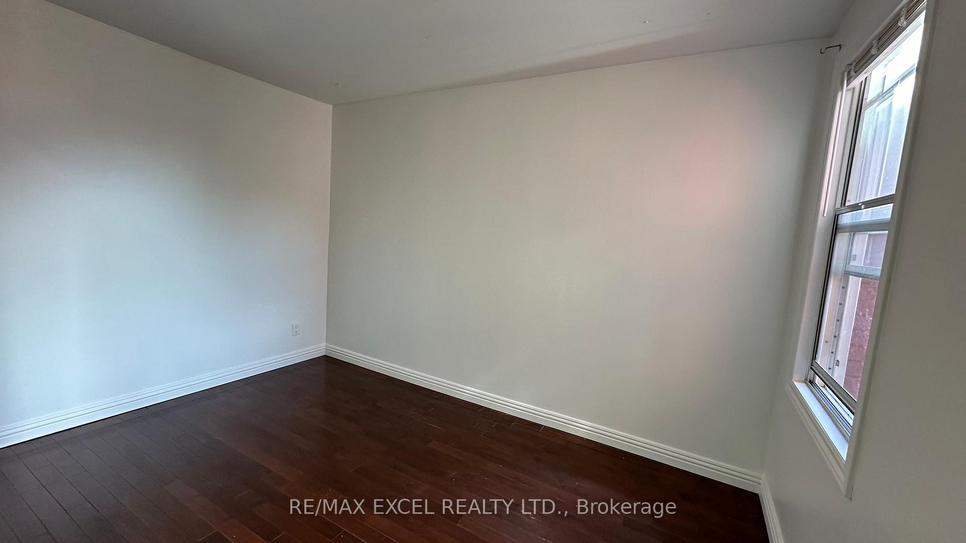 Photo 6 of 248 Highfield Road, Toronto, Greenwood-Coxwell — HOMEH