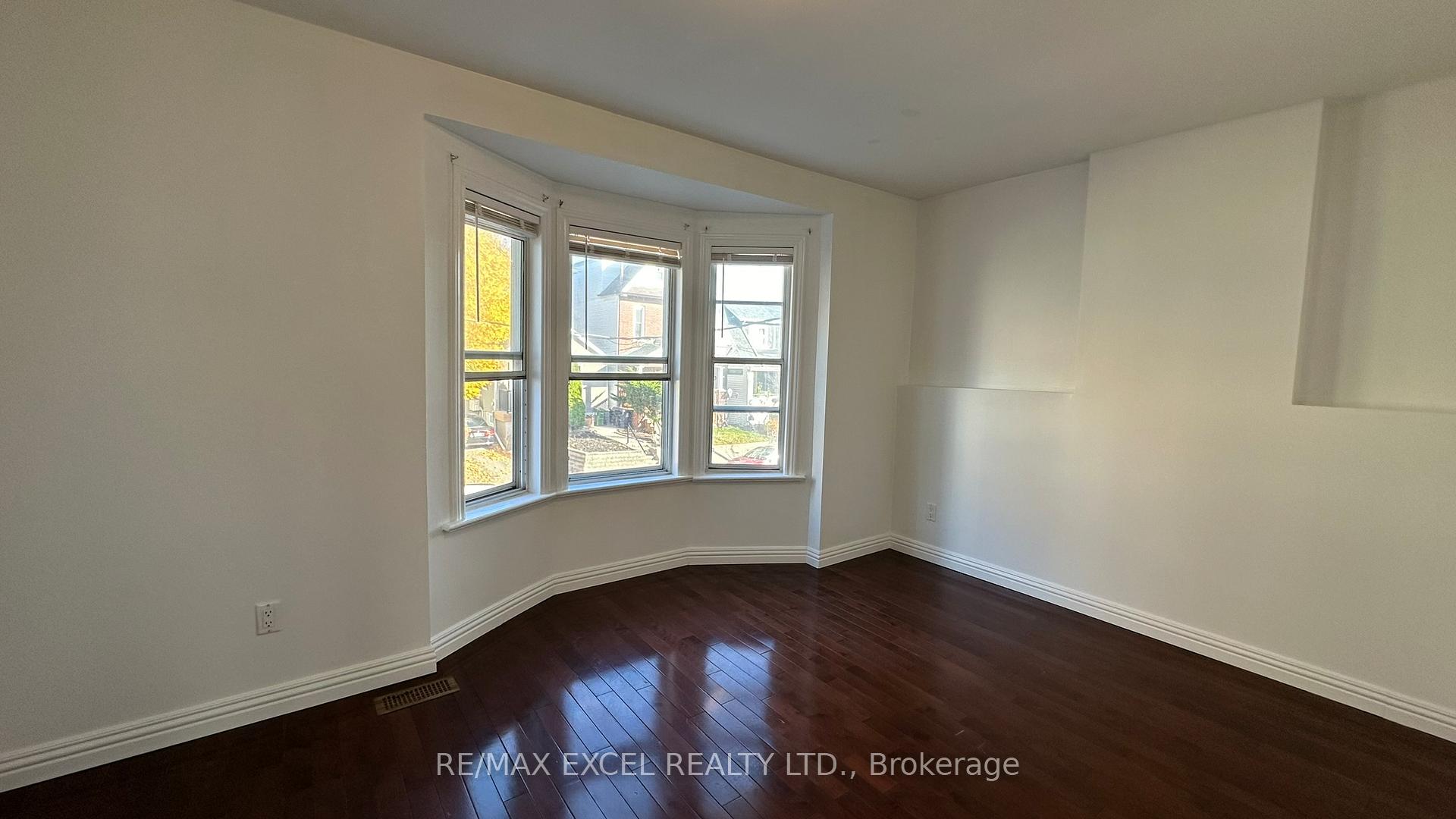 Photo 7 of 248 Highfield Road, Toronto, Greenwood-Coxwell — HOMEH