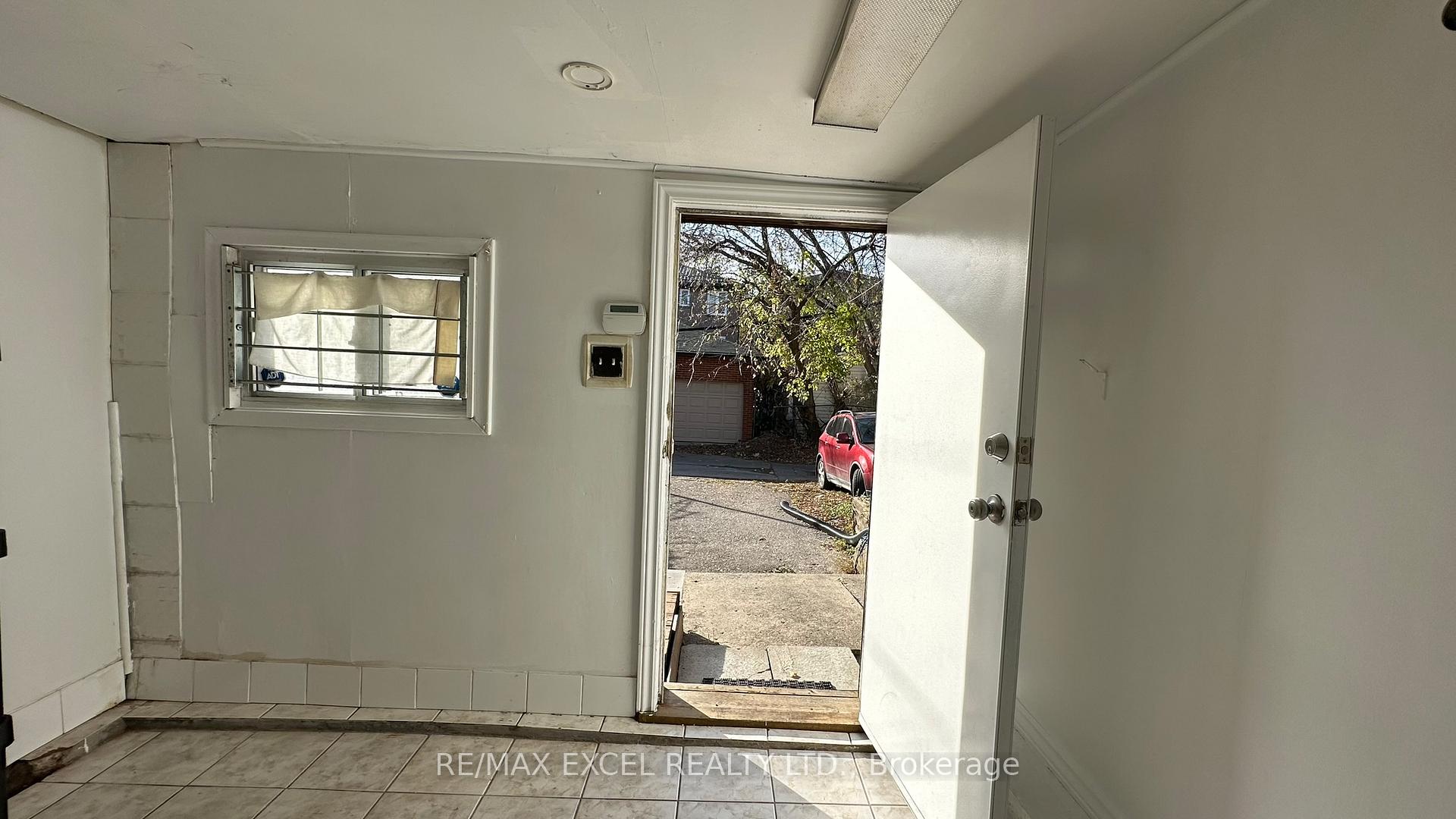 Photo 12 of 248 Highfield Road, Toronto, Greenwood-Coxwell — HOMEH