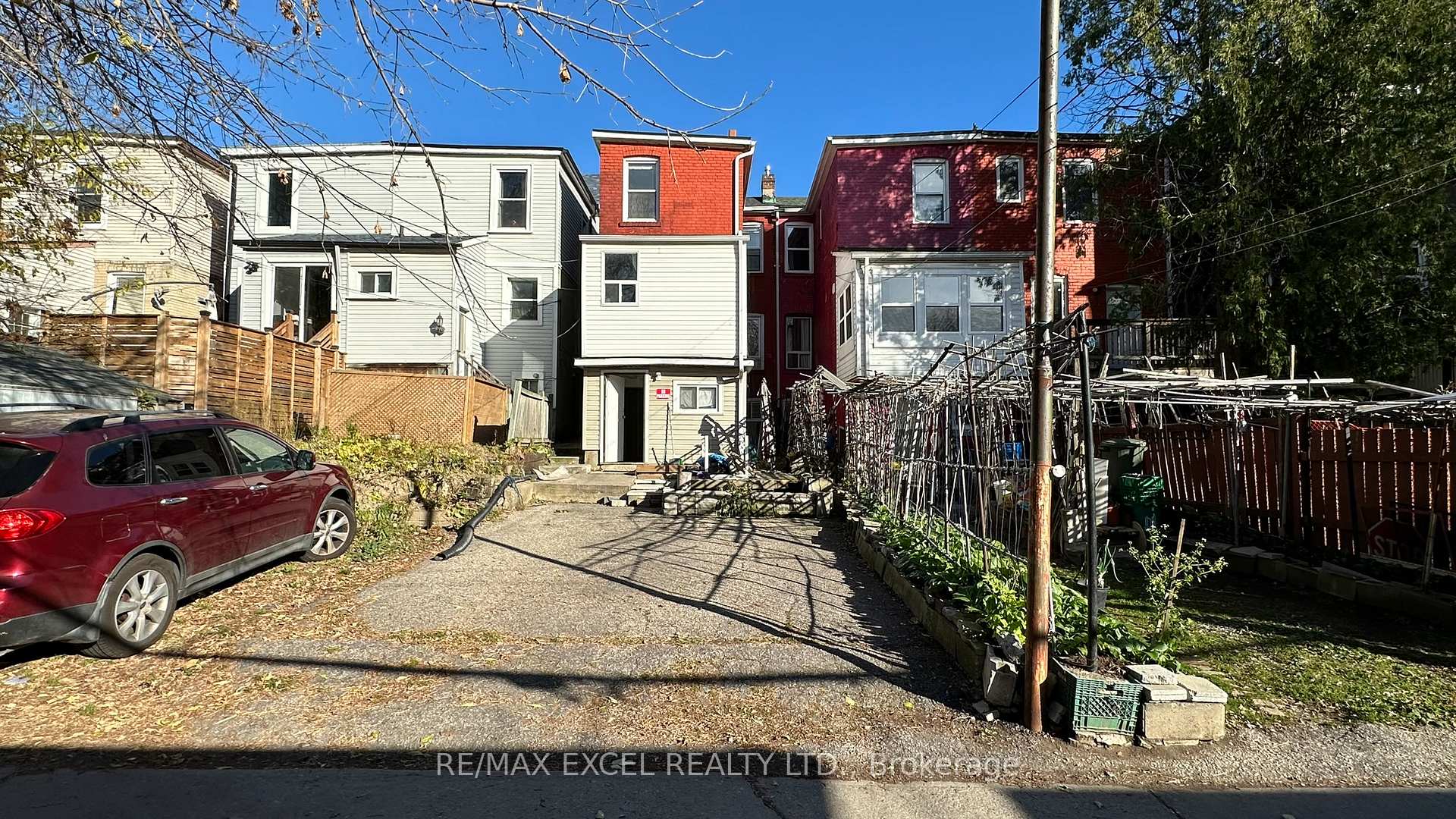 Photo 14 of 248 Highfield Road, Toronto, Greenwood-Coxwell — HOMEH