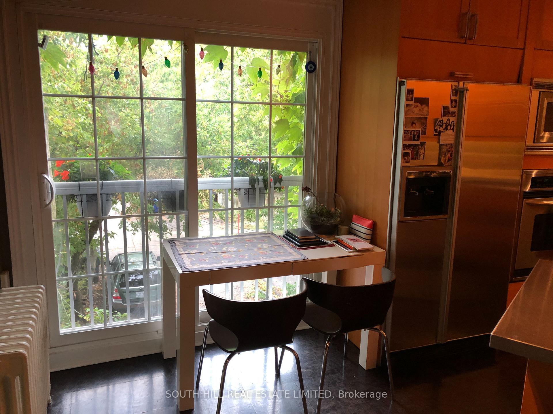 Photo 4 of Unit 2, 274 Avenue Road W, Toronto, The Annex — HOMEH