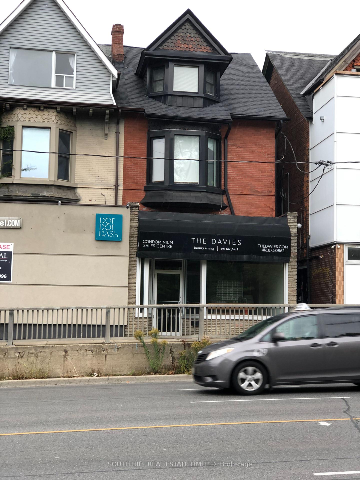 Photo 11 of Unit 2, 274 Avenue Road W, Toronto, The Annex — HOMEH