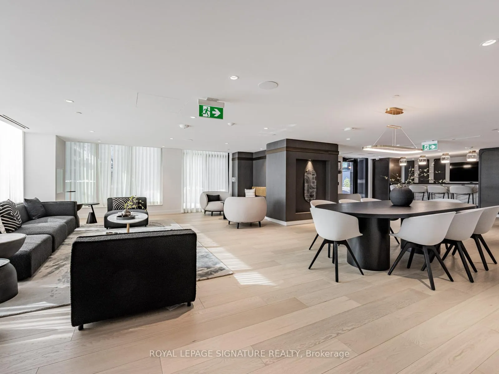 Photo 16 of Unit 2307, 127 Broadway Avenue, Toronto, Mount Pleasant West — HOMEH