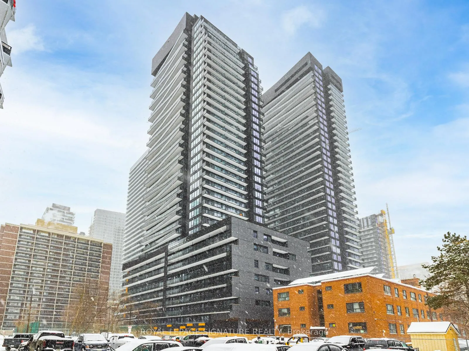 Photo 22 of Unit 2307, 127 Broadway Avenue, Toronto, Mount Pleasant West — HOMEH