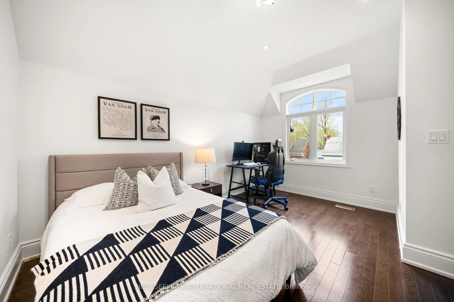 Photo 30 of 117 Parkview Hill Crescent, Toronto, O'Connor-Parkview — HOMEH
