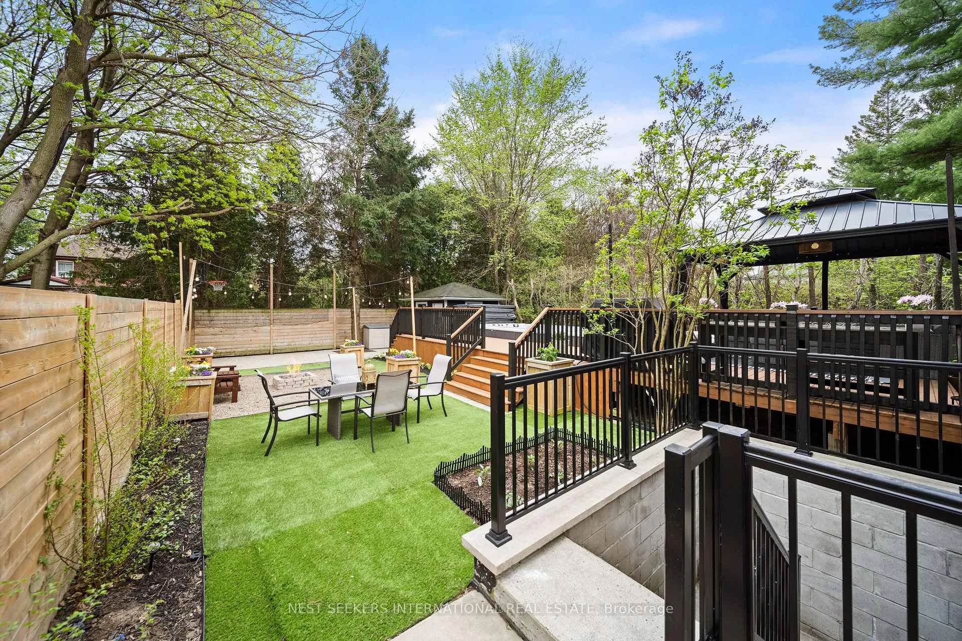 Photo 40 of 117 Parkview Hill Crescent, Toronto, O'Connor-Parkview — HOMEH