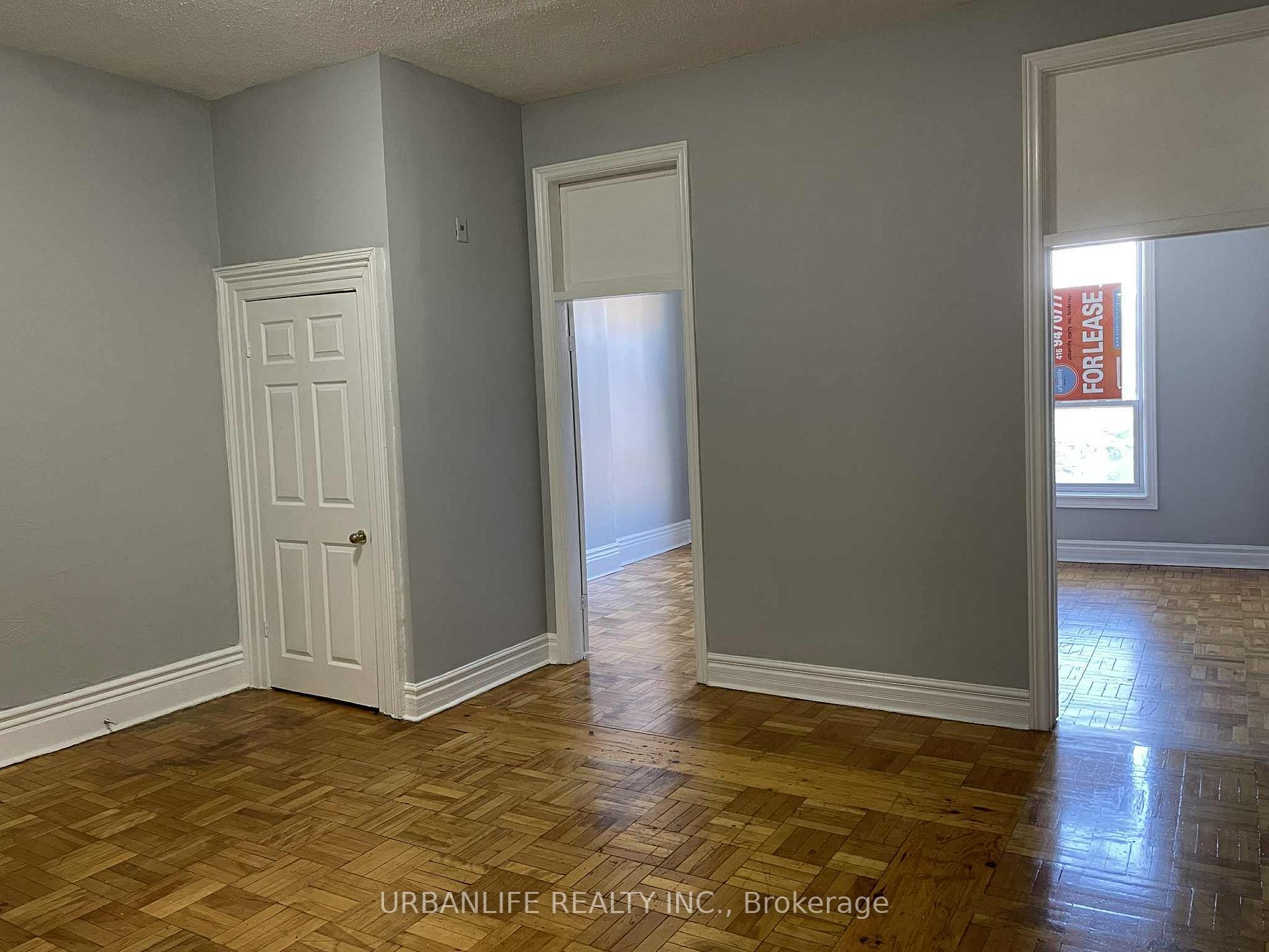 Photo 5 of Unit 3rd Fl, 887 Queen Street W, Toronto, Trinity-Bellwoods — HOMEH