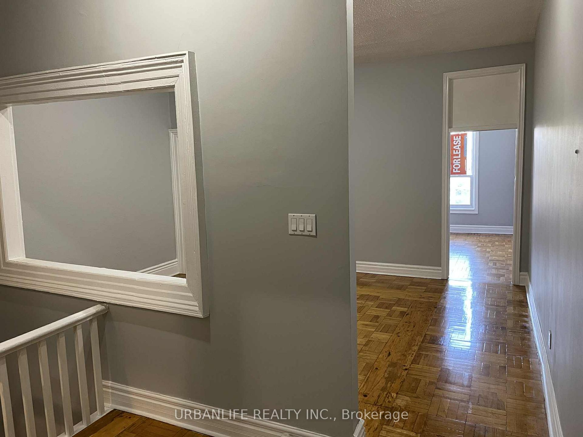 Photo 8 of Unit 3rd Fl, 887 Queen Street W, Toronto, Trinity-Bellwoods — HOMEH