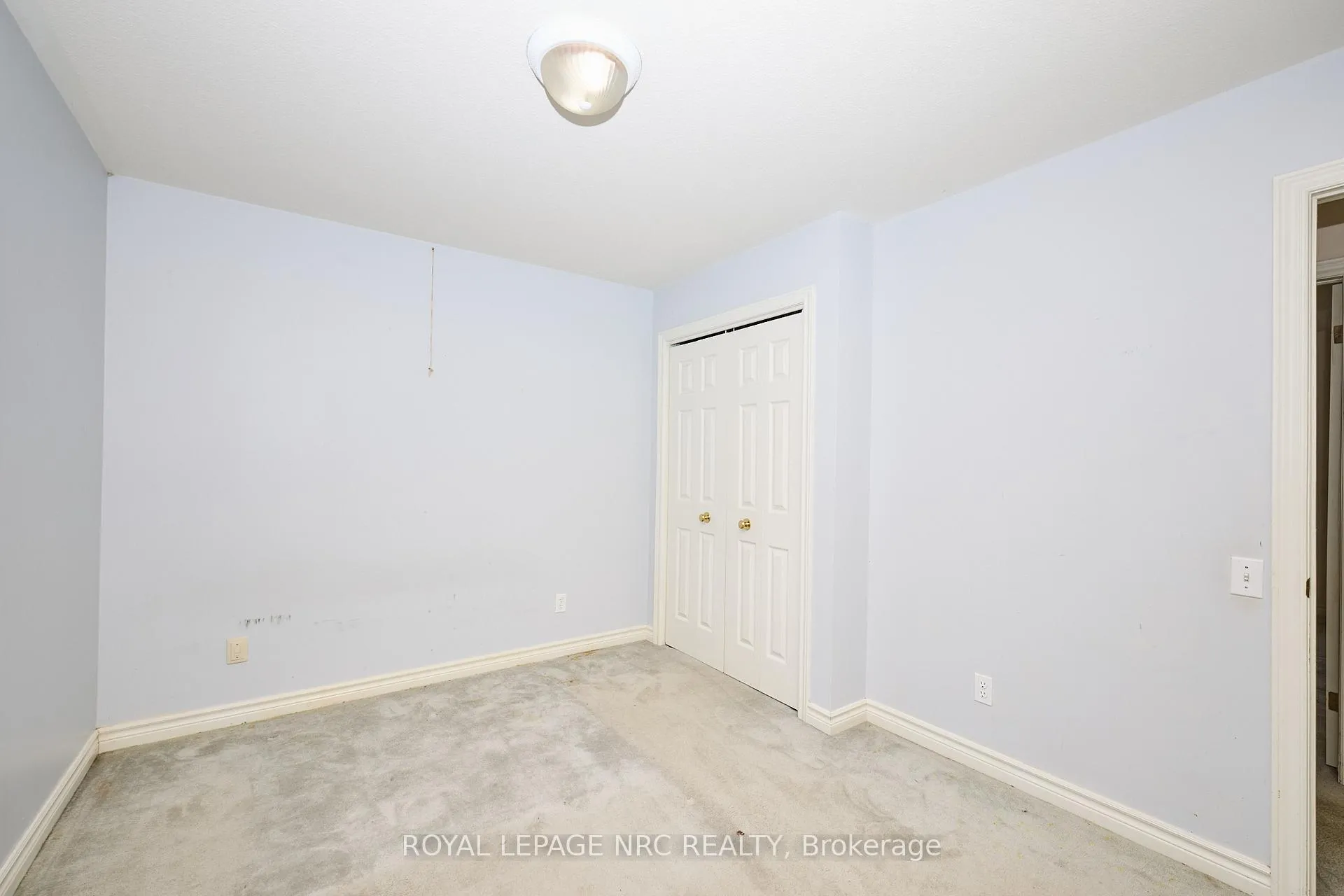 Photo 16 of 4431 Montrose Road, Niagara Falls, Ascot — HOMEH