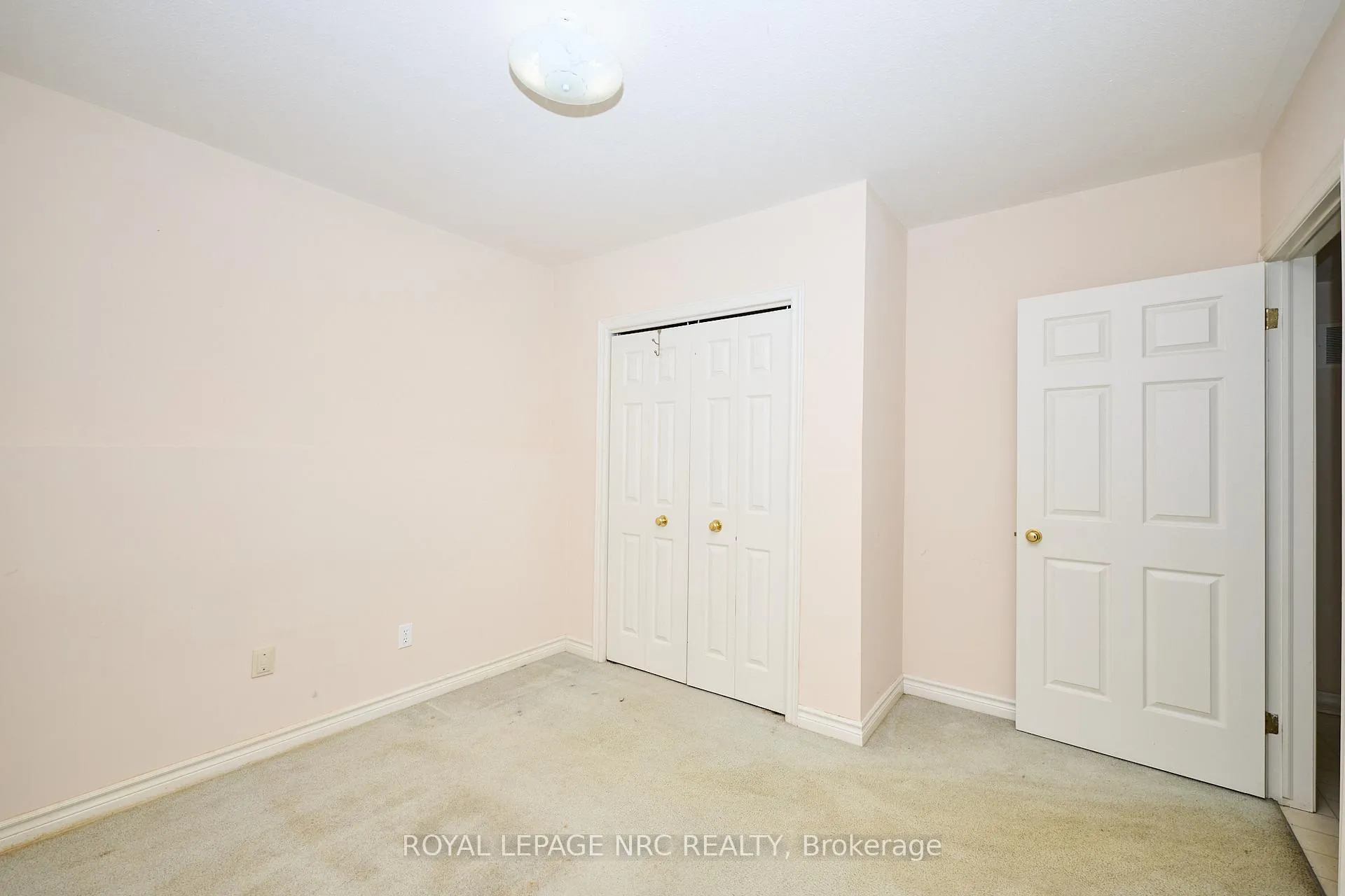 Photo 22 of 4431 Montrose Road, Niagara Falls, Ascot — HOMEH