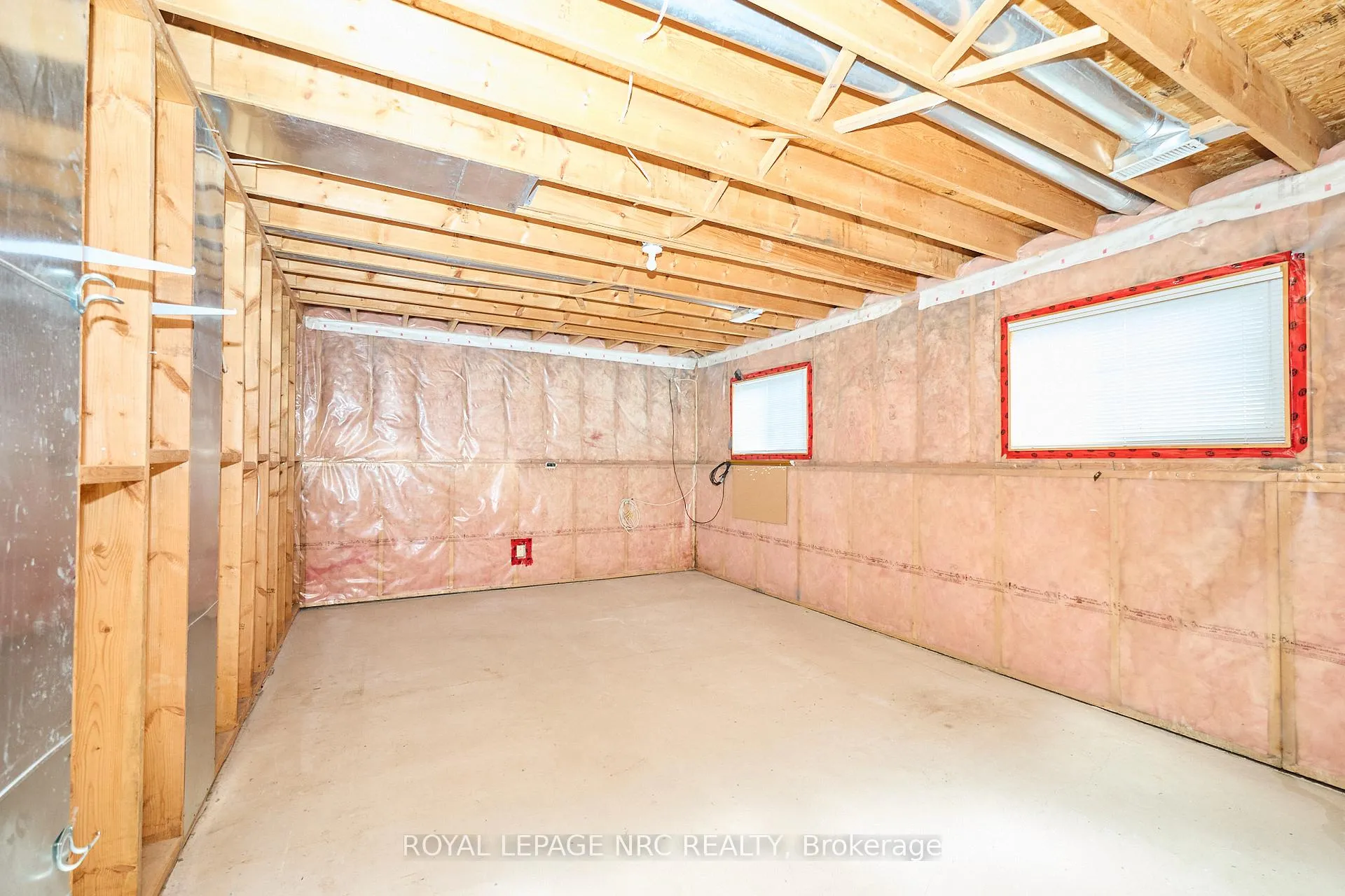 Photo 27 of 4431 Montrose Road, Niagara Falls, Ascot — HOMEH