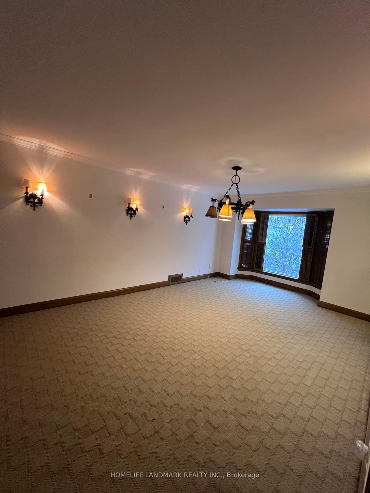Photo 12 of 622 Vesta Drive, Toronto, Forest Hill South — HOMEH