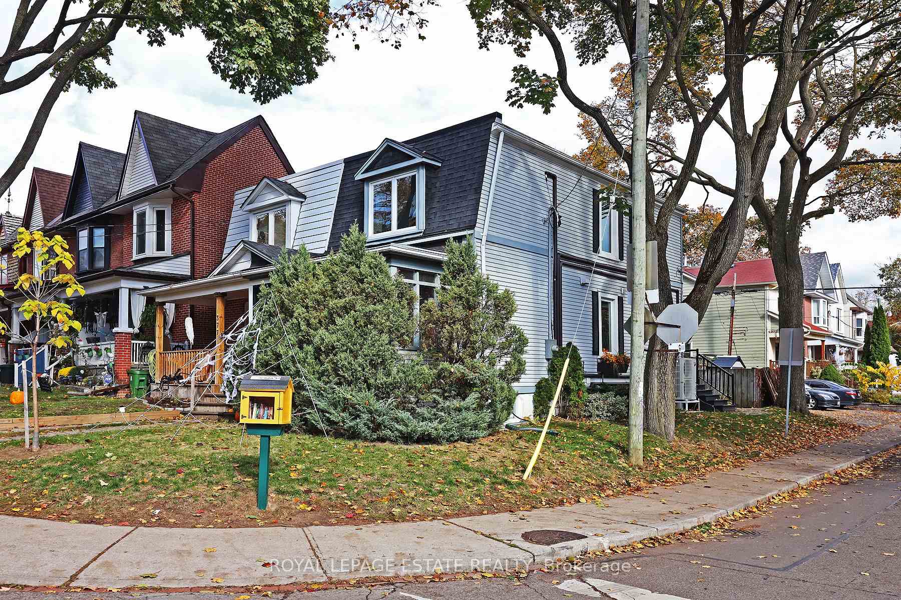 Front of 375 Woodfield (Lower) Road