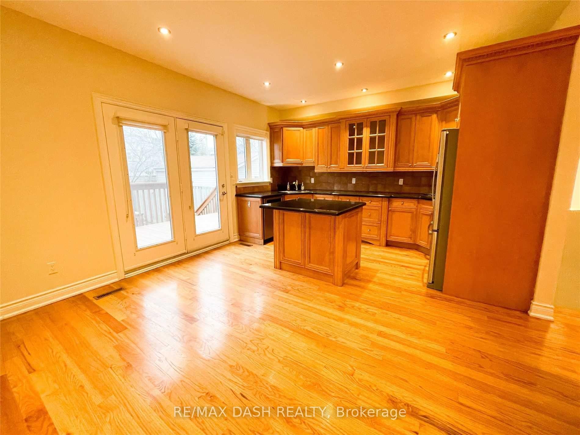 Photo 4 of 146 Gough Avenue, Toronto, Playter Estates-Danforth — HOMEH