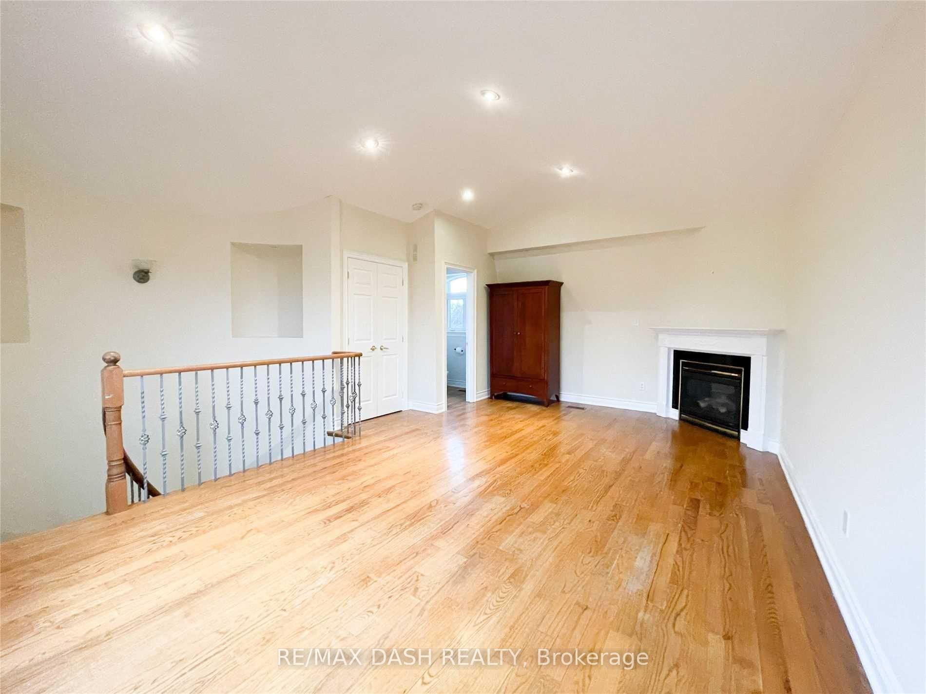 Photo 10 of 146 Gough Avenue, Toronto, Playter Estates-Danforth — HOMEH