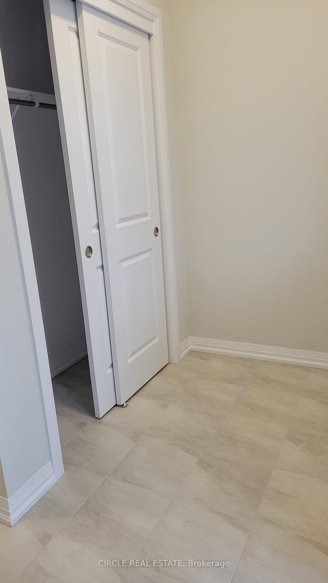 Photo 5 of 119 Alicia Crescent, Thorold, Hurricane/Merrittville — HOMEH