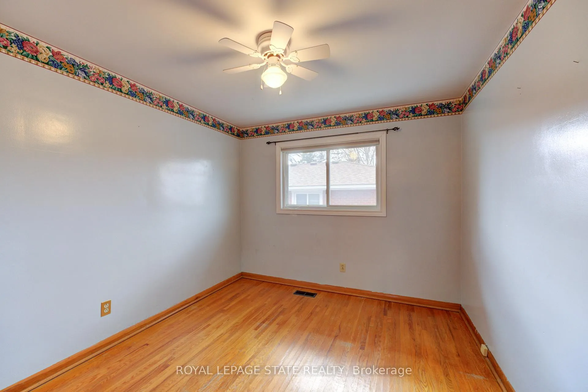 Photo 24 of 930 Upper Ottawa Street, Hamilton, Berrisfield — HOMEH
