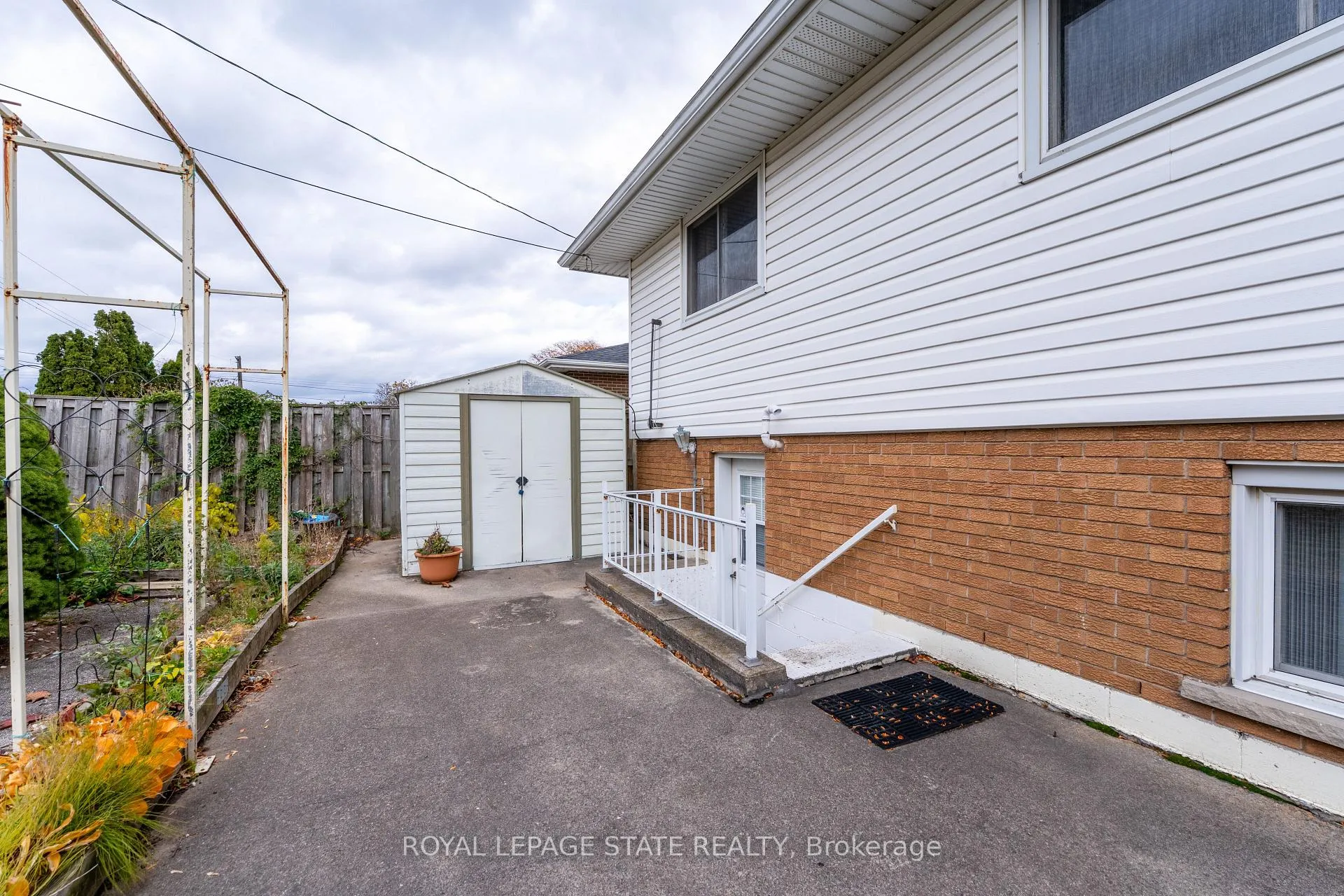 Photo 45 of 930 Upper Ottawa Street, Hamilton, Berrisfield — HOMEH