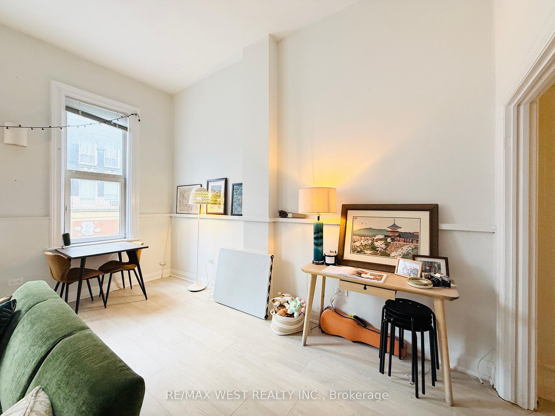 Photo 8 of Unit 2nd Flr, 588 Yonge Street, Toronto, Bay Street Corridor — HOMEH