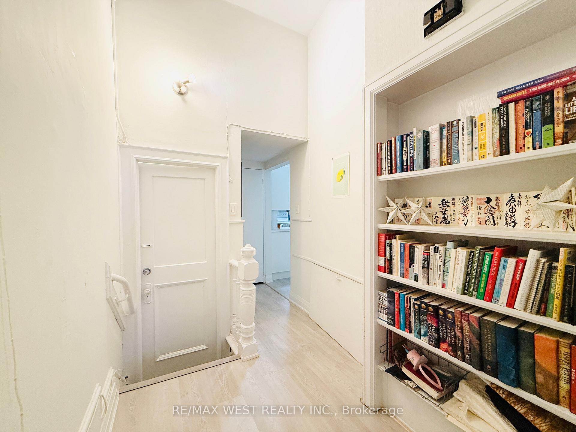 Photo 14 of Unit 2nd Flr, 588 Yonge Street, Toronto, Bay Street Corridor — HOMEH