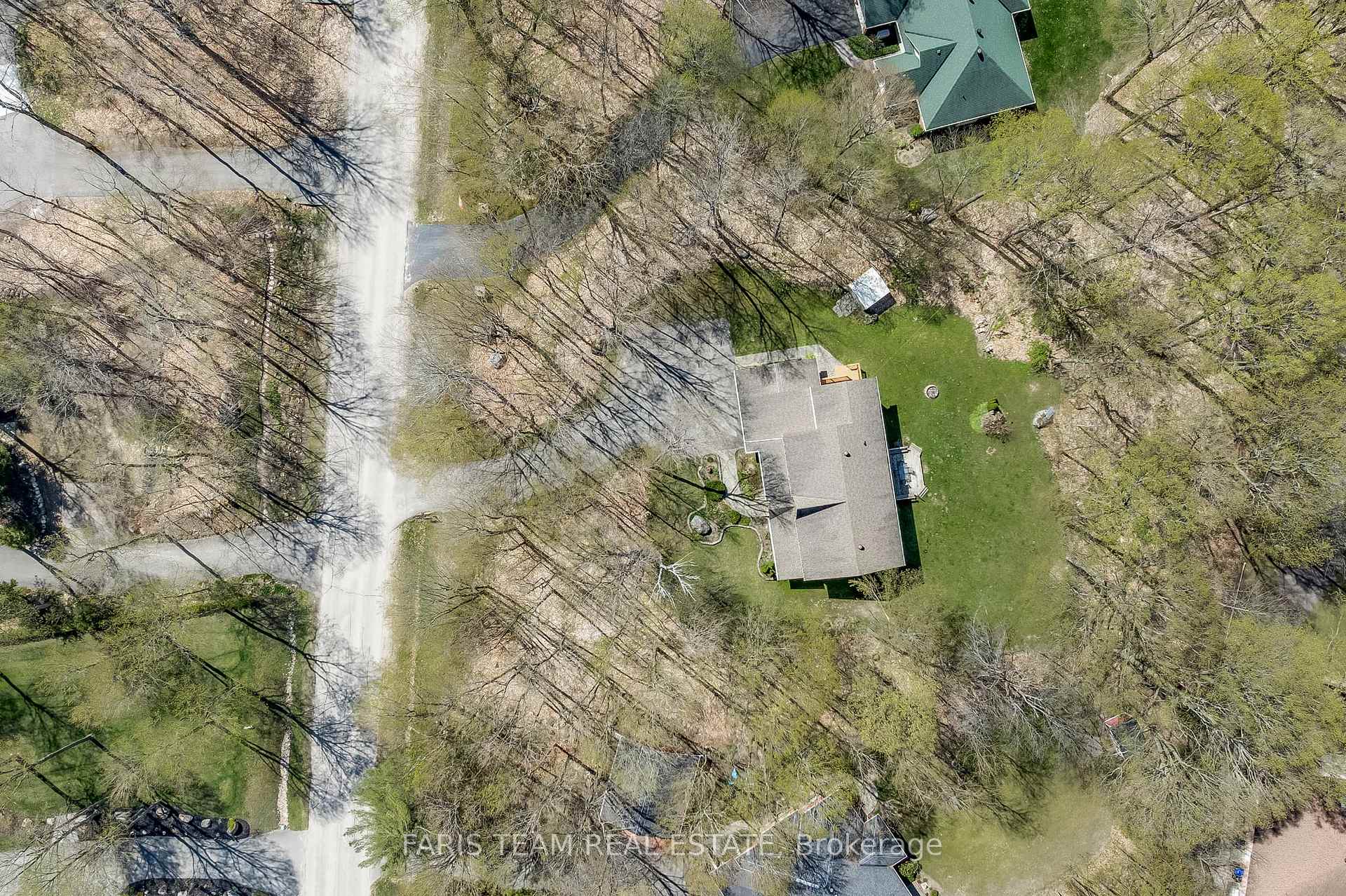 Photo 34 of 64 Goldfinch Crescent, Tiny, Rural Tiny — HOMEH