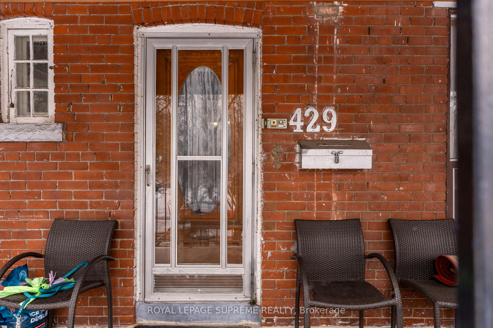 Photo 5 of Unit Upper, 429 Grace Street, Toronto, The Annex — HOMEH