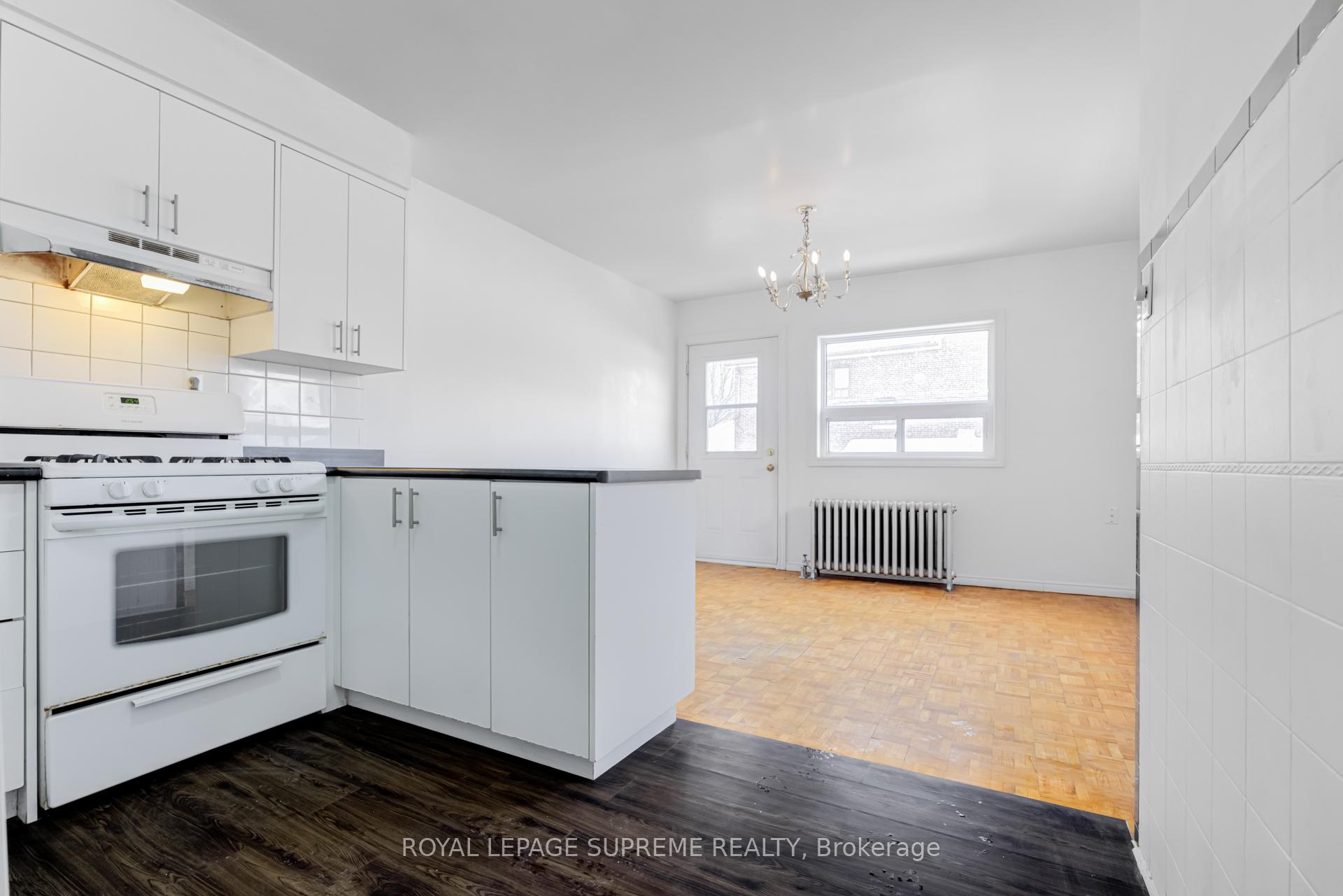 Photo 4 of Unit Upper, 429 Grace Street, Toronto, The Annex — HOMEH