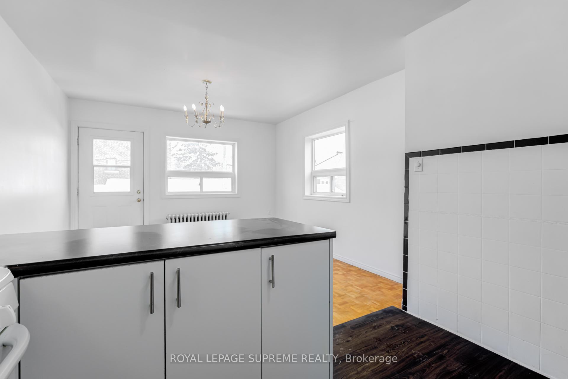 Photo 30 of Unit Upper, 429 Grace Street, Toronto, The Annex — HOMEH