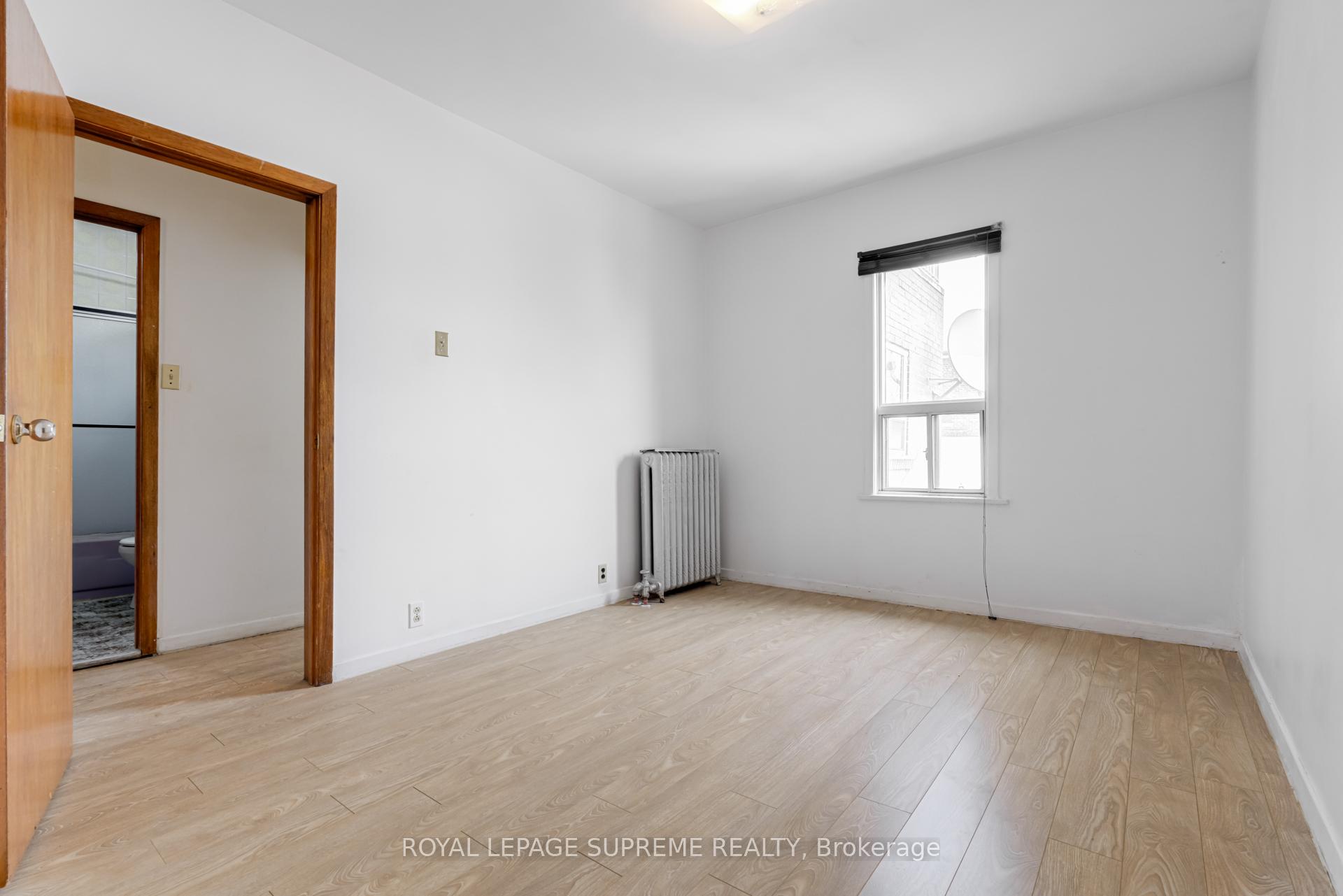 Photo 9 of Unit Upper, 429 Grace Street, Toronto, The Annex — HOMEH