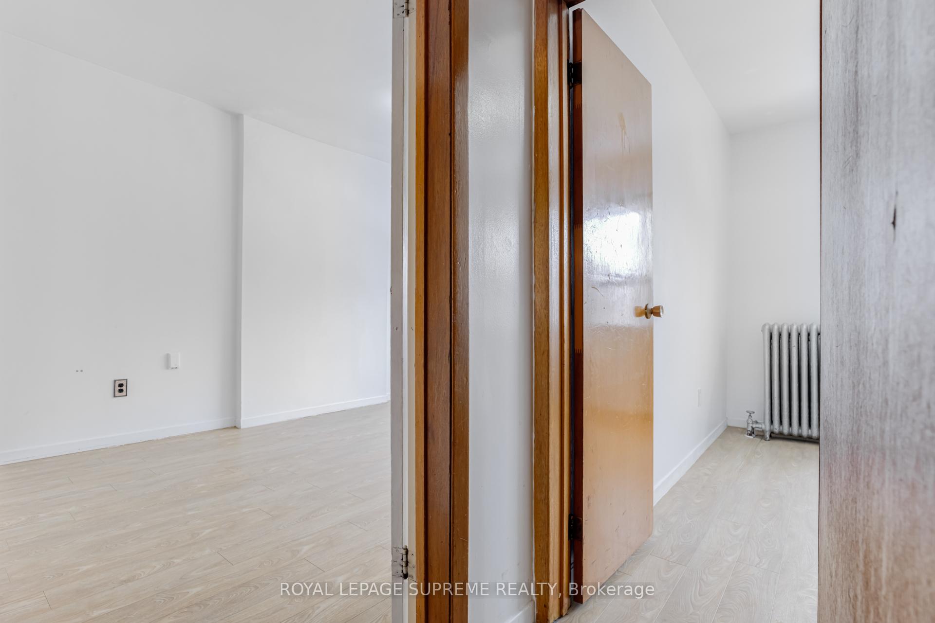 Photo 20 of Unit Upper, 429 Grace Street, Toronto, The Annex — HOMEH