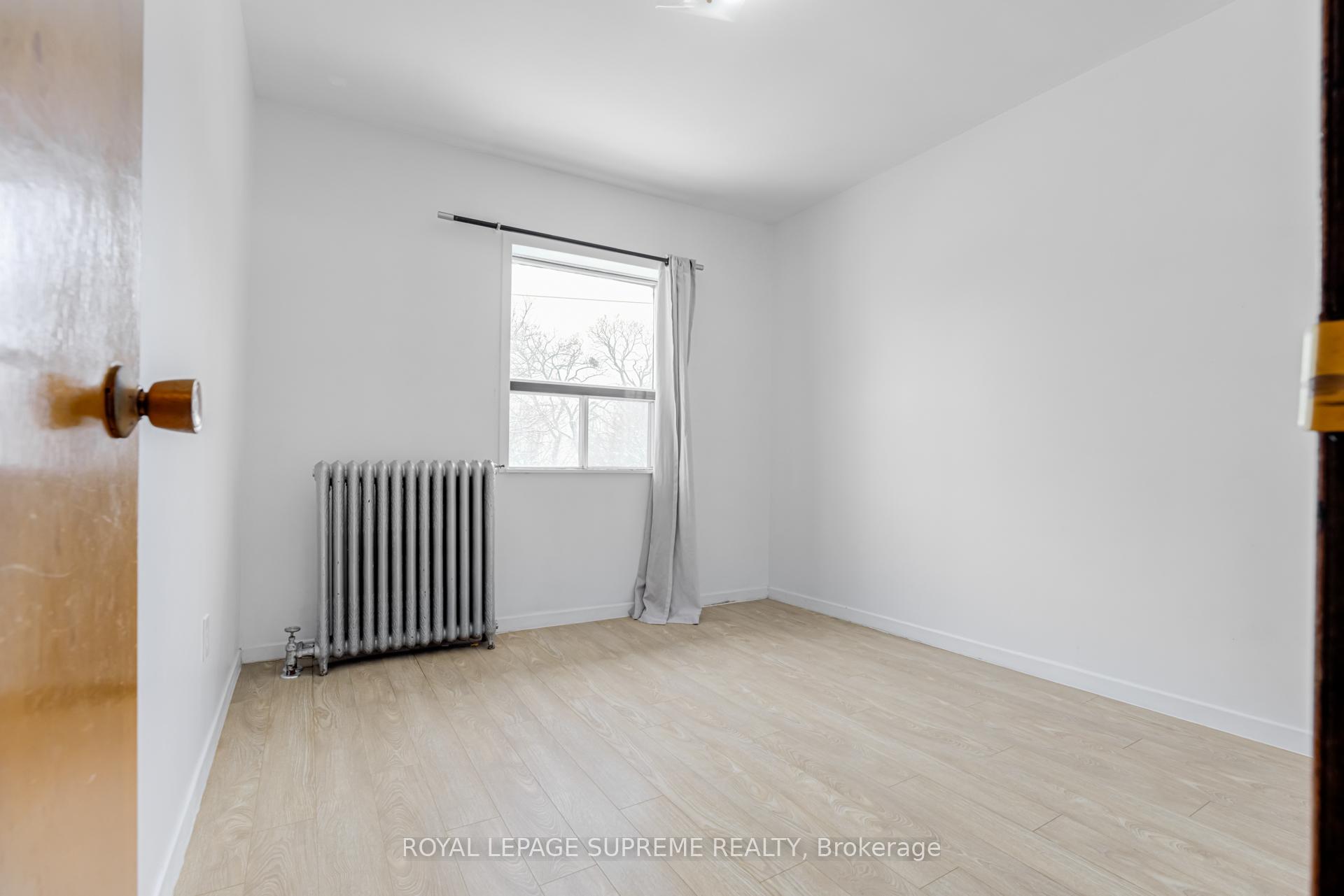 Photo 18 of Unit Upper, 429 Grace Street, Toronto, The Annex — HOMEH