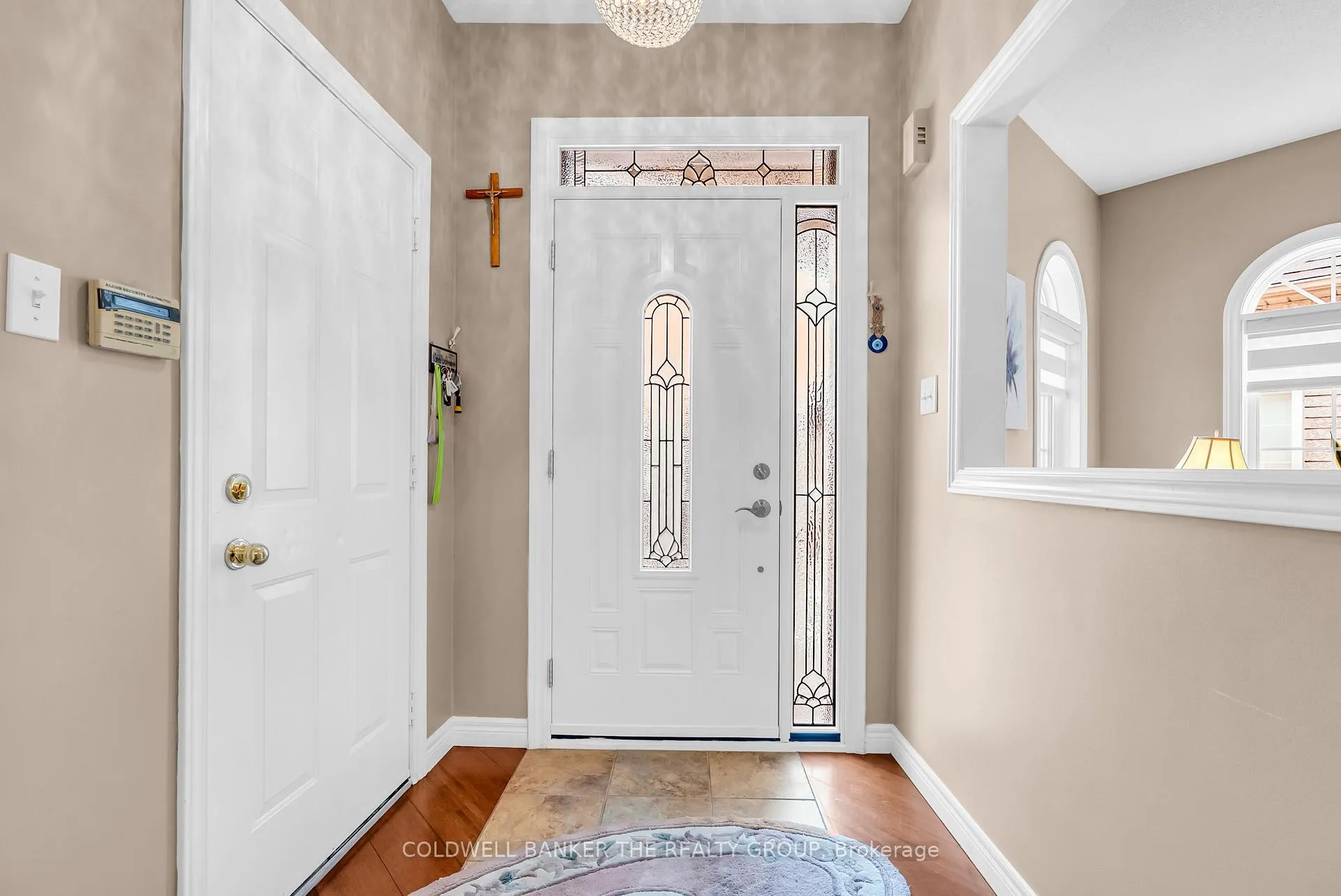 Photo 8 of 32 Robertson Davies Drive, Brampton, Snelgrove — HOMEH