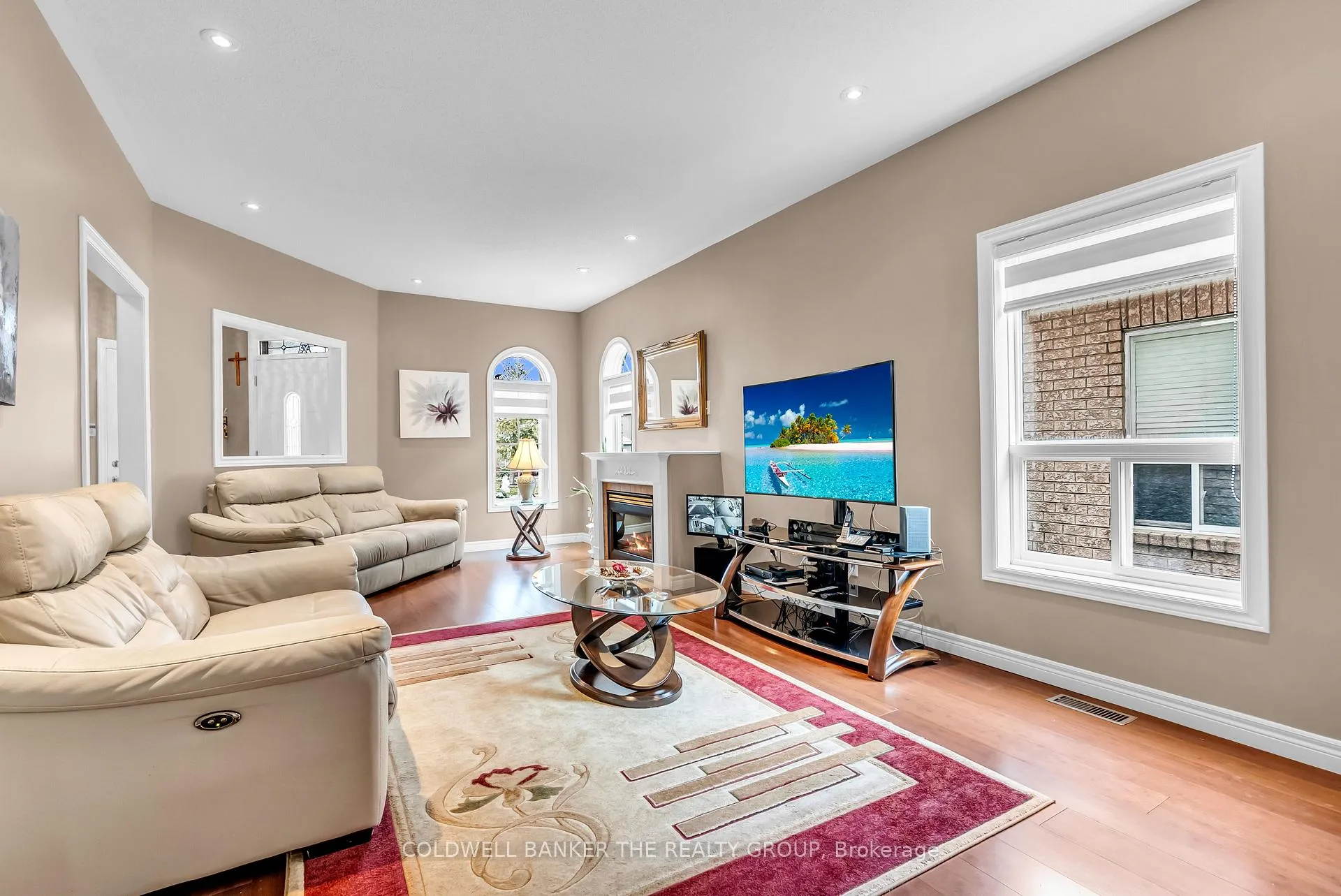 Photo 12 of 32 Robertson Davies Drive, Brampton, Snelgrove — HOMEH