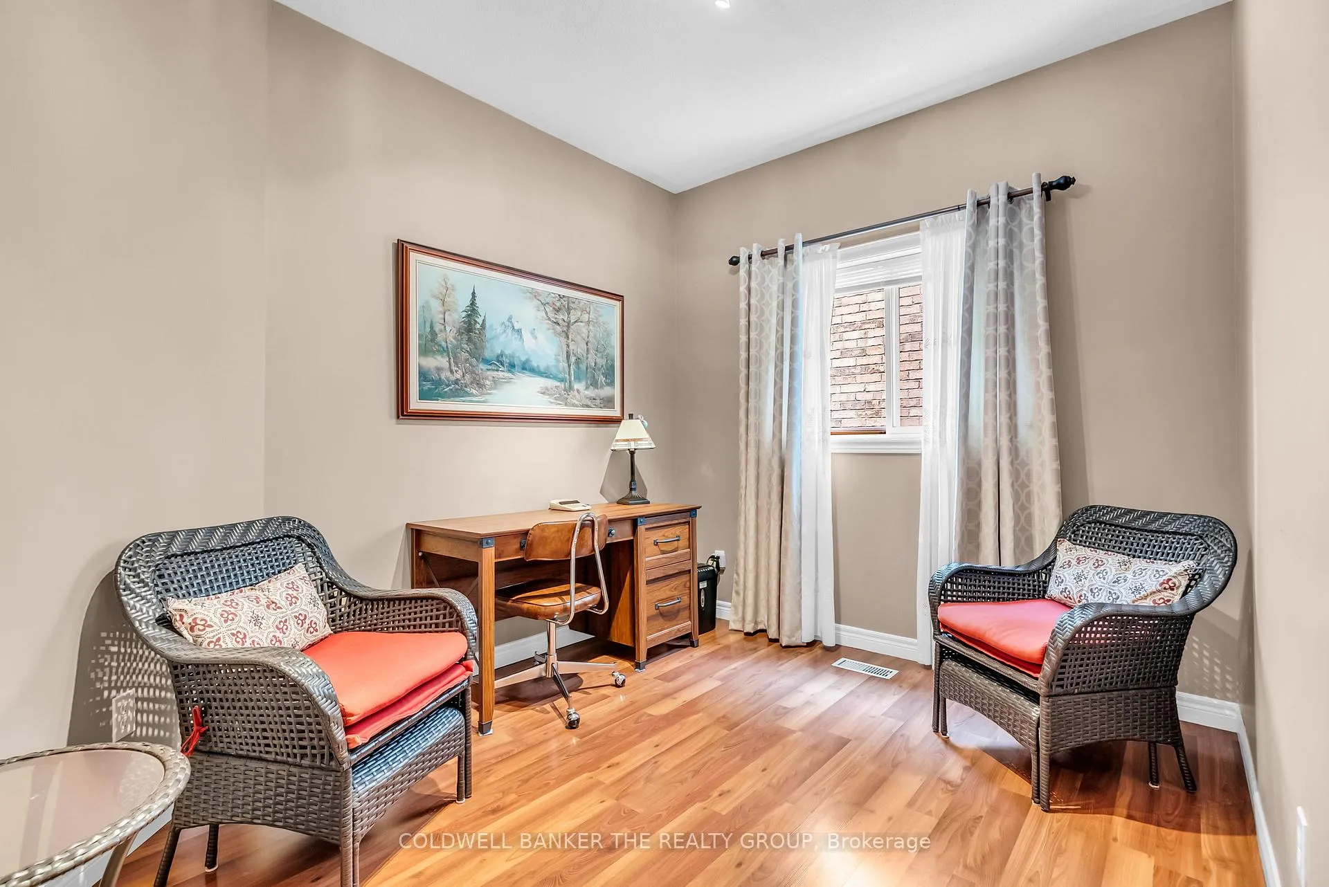 Photo 23 of 32 Robertson Davies Drive, Brampton, Snelgrove — HOMEH