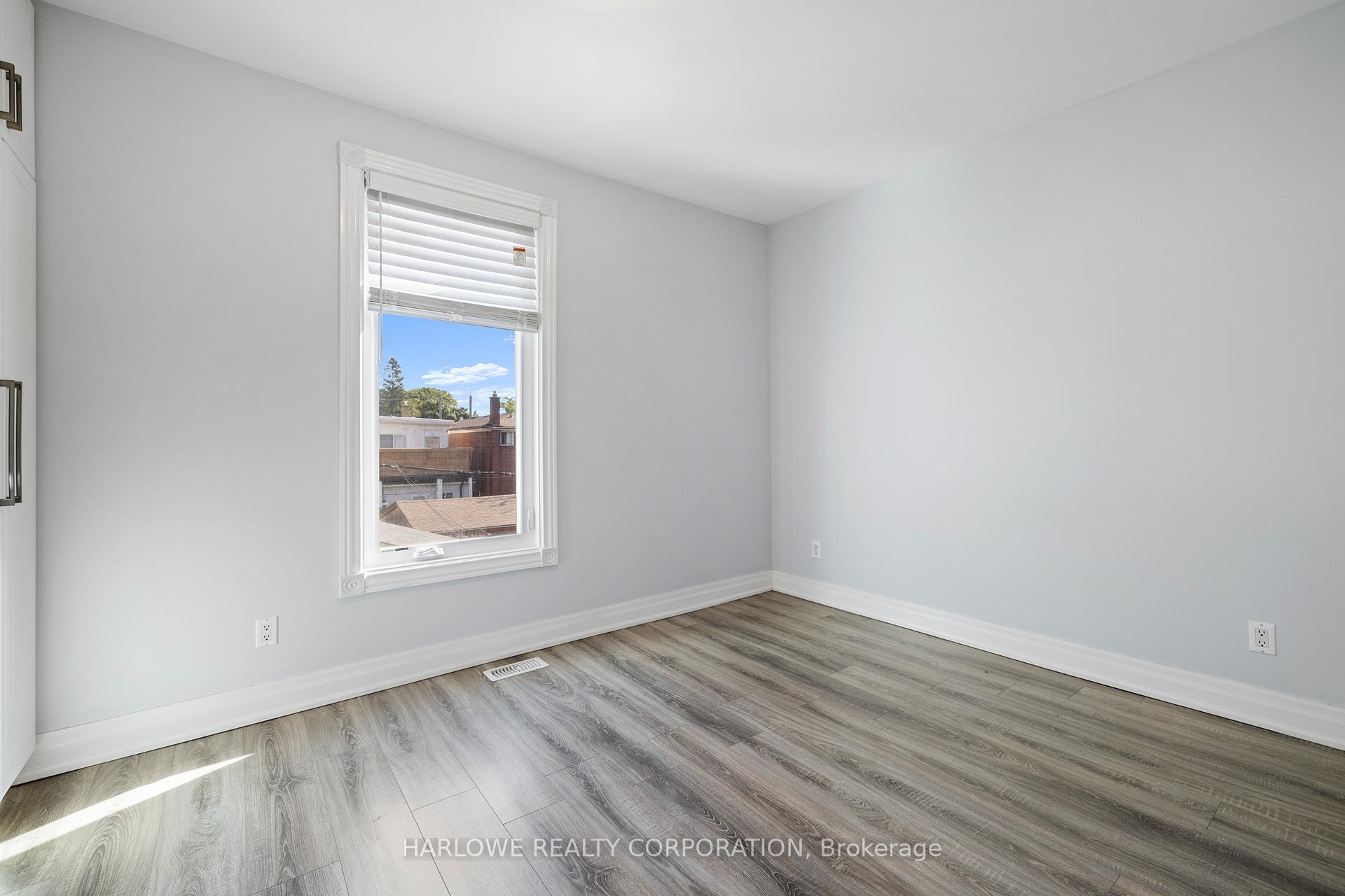 Photo 8 of 137 Galt Avenue, Toronto, South Riverdale — HOMEH