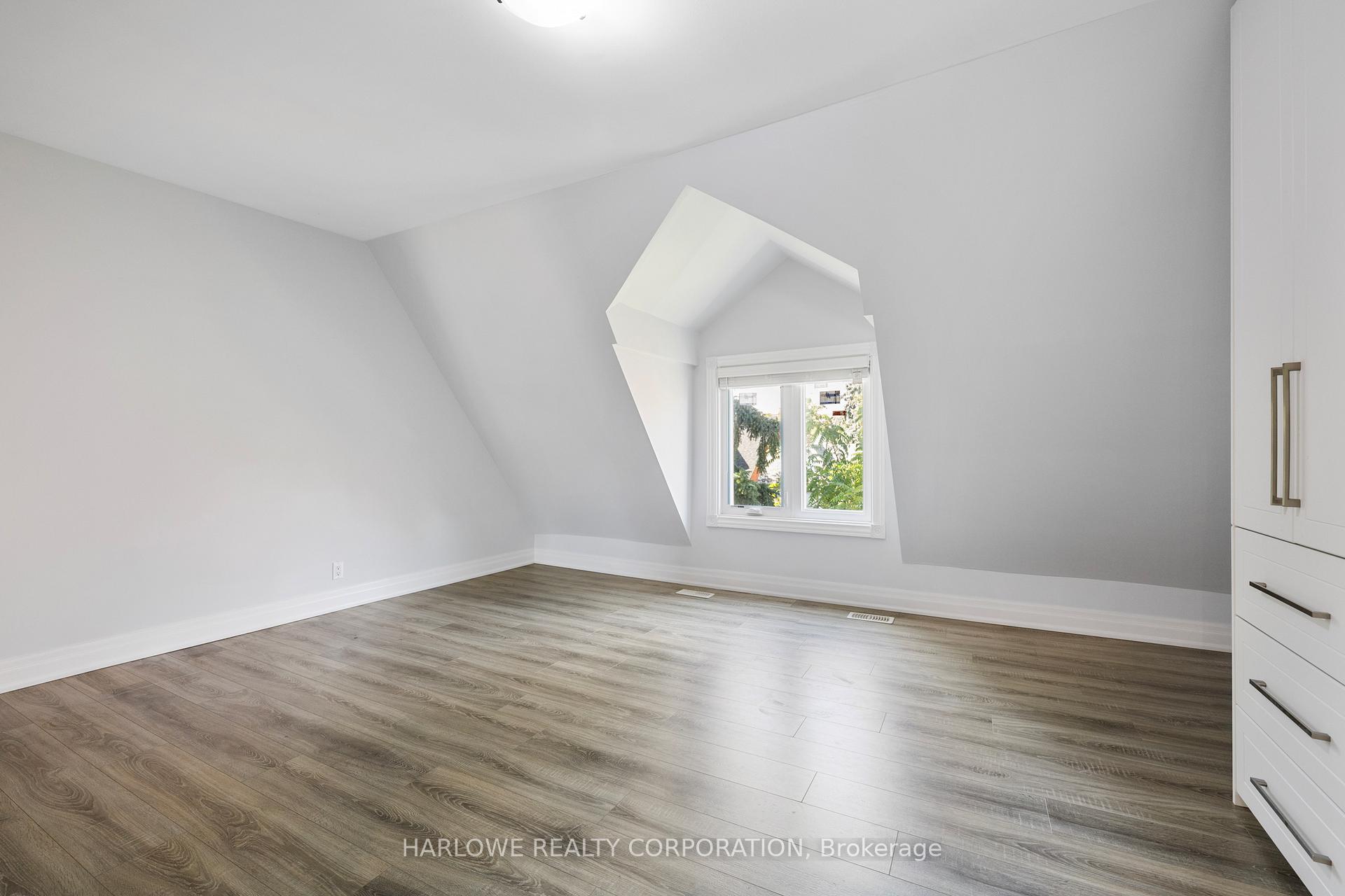 Photo 15 of 137 Galt Avenue, Toronto, South Riverdale — HOMEH