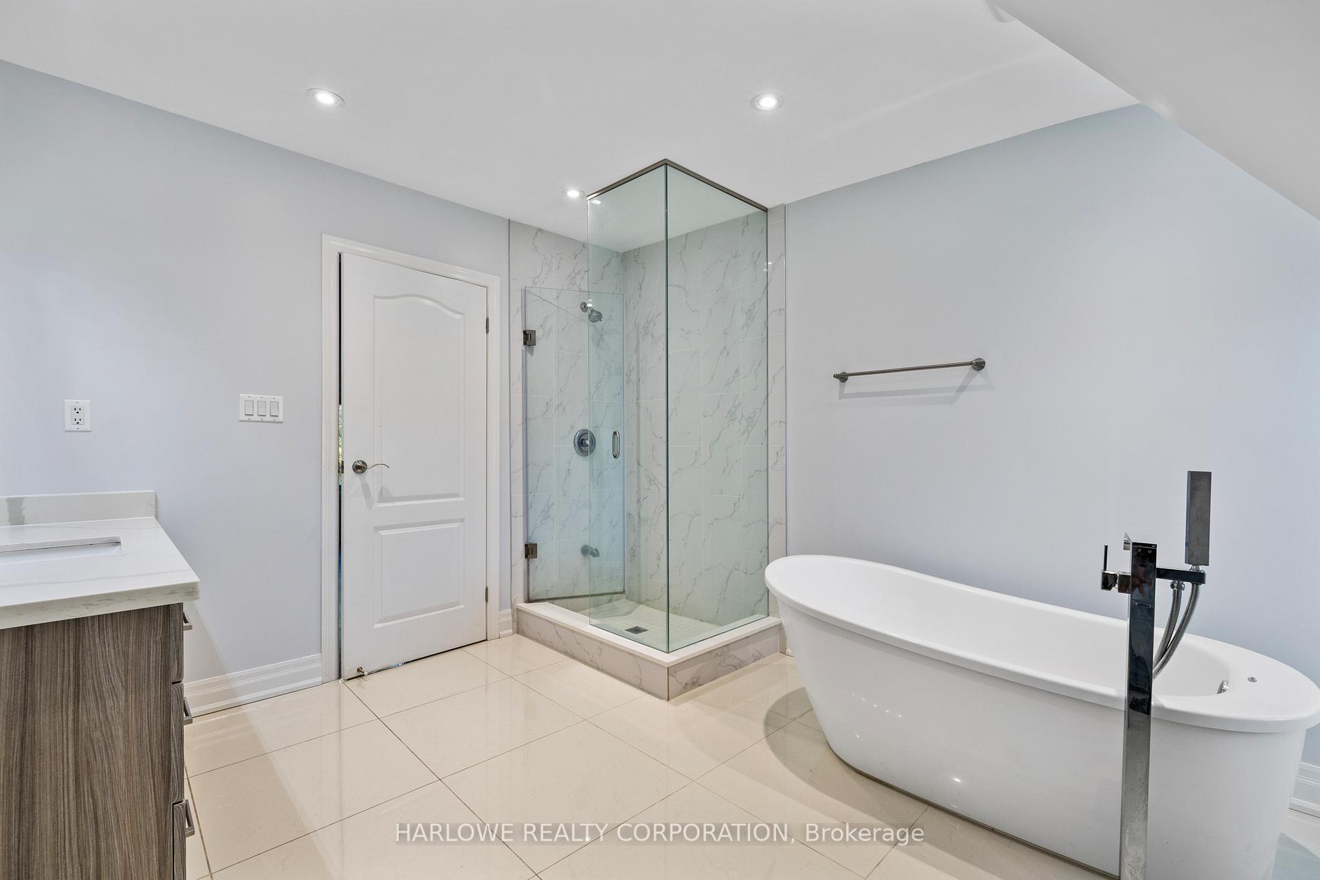 Photo 17 of 137 Galt Avenue, Toronto, South Riverdale — HOMEH