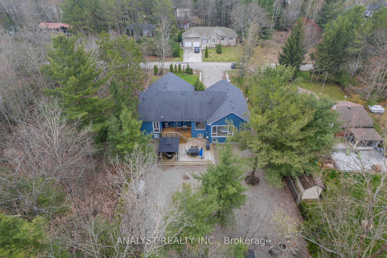Photo 32 of 30 Lindale Avenue, Tiny, Rural Tiny — HOMEH