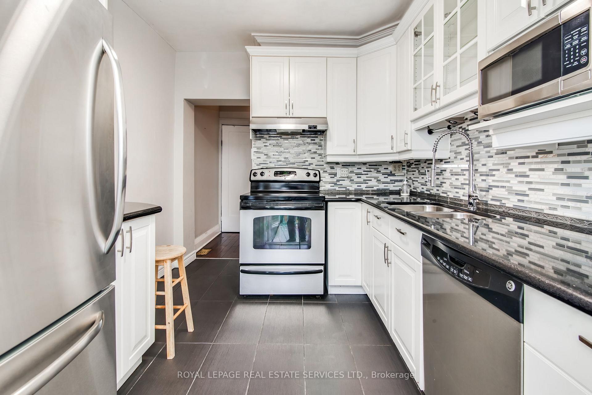Photo 13 of 500 Lauder Avenue, Toronto, Oakwood Village — HOMEH