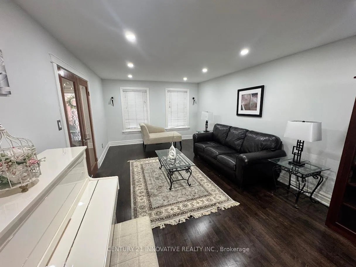 Photo 9 of 23 Linden Crescent, Brampton, Westgate — HOMEH