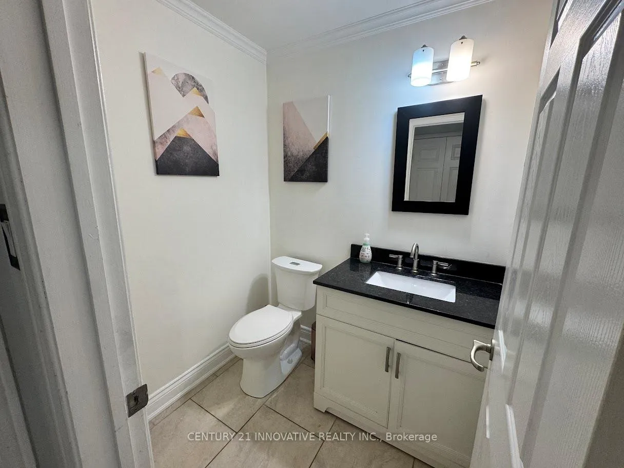 Photo 10 of 23 Linden Crescent, Brampton, Westgate — HOMEH