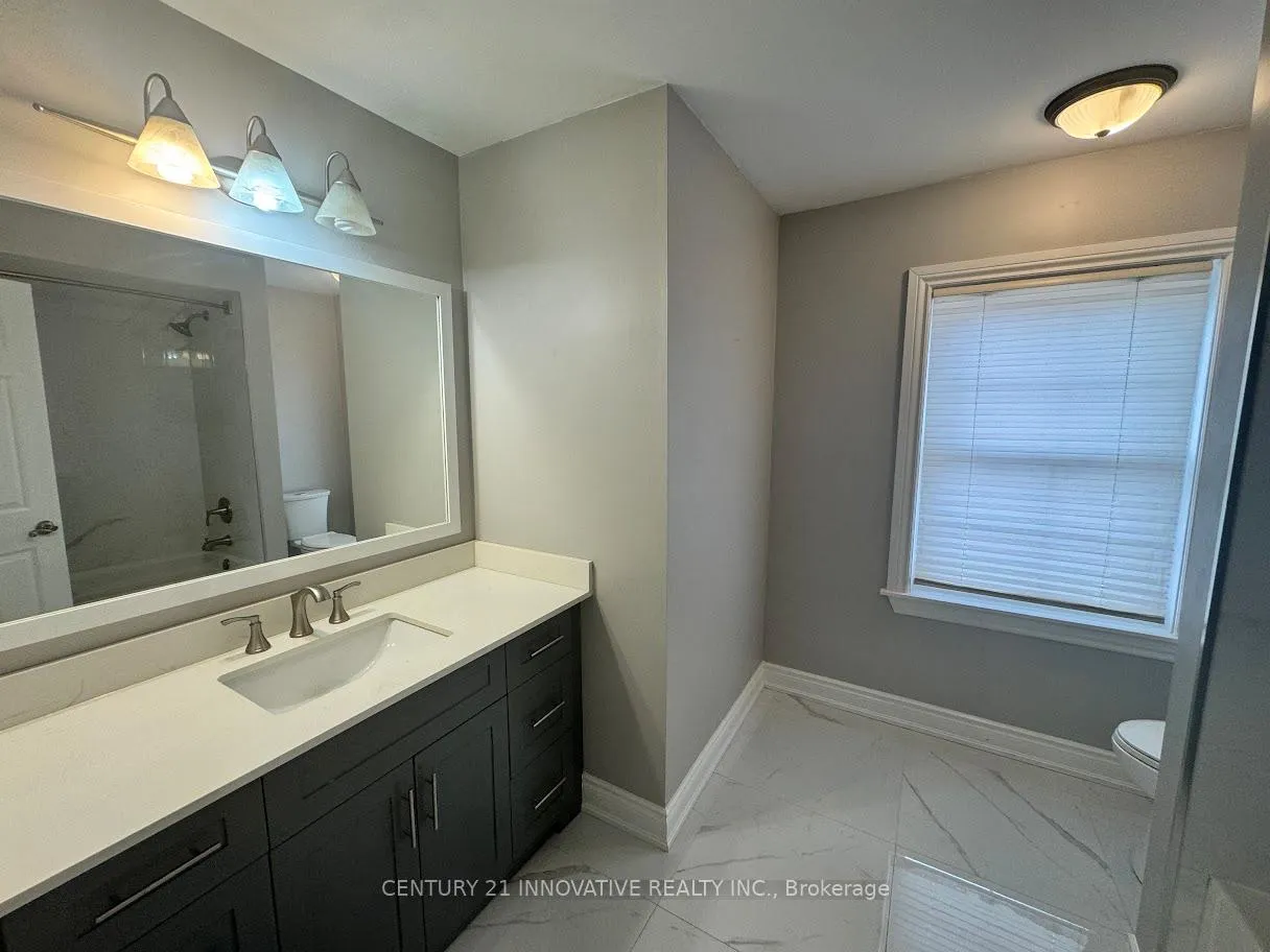 Photo 14 of 23 Linden Crescent, Brampton, Westgate — HOMEH