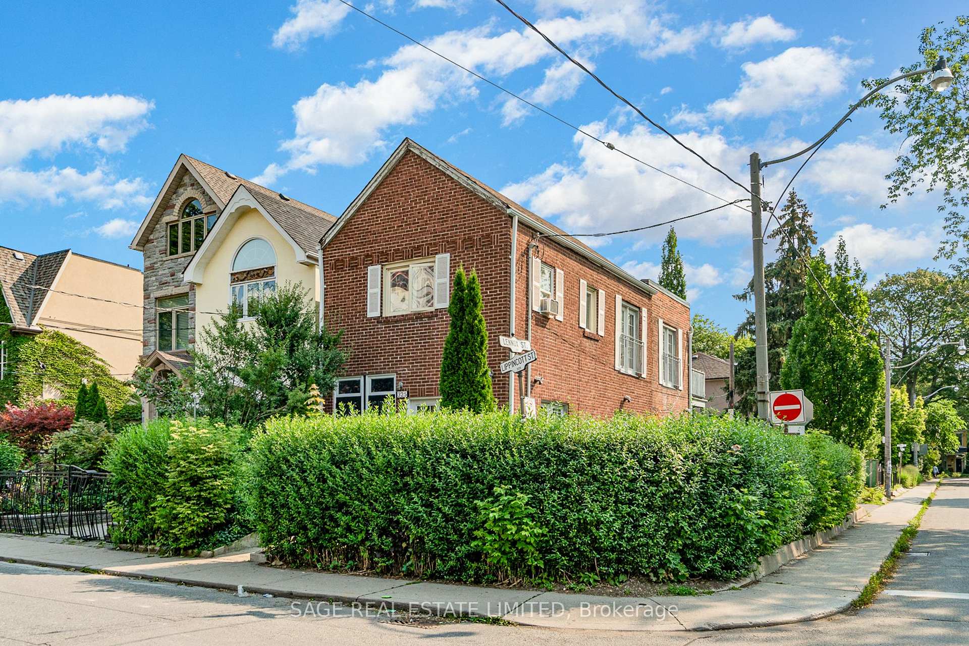 Photo 1 of Unit Upper, 325 Lippincott Street, Toronto, University — HOMEH