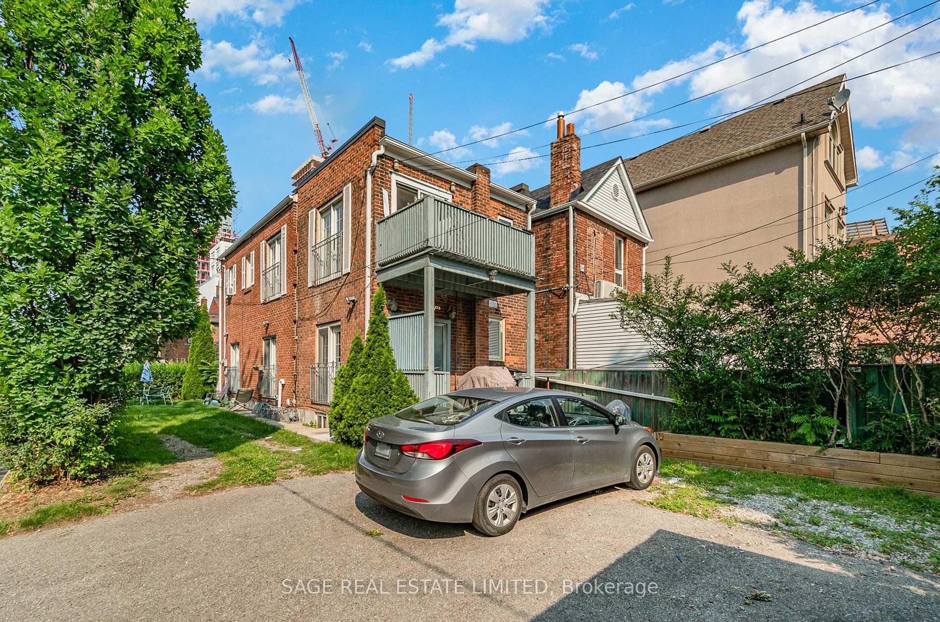 Photo 24 of Unit Upper, 325 Lippincott Street, Toronto, University — HOMEH